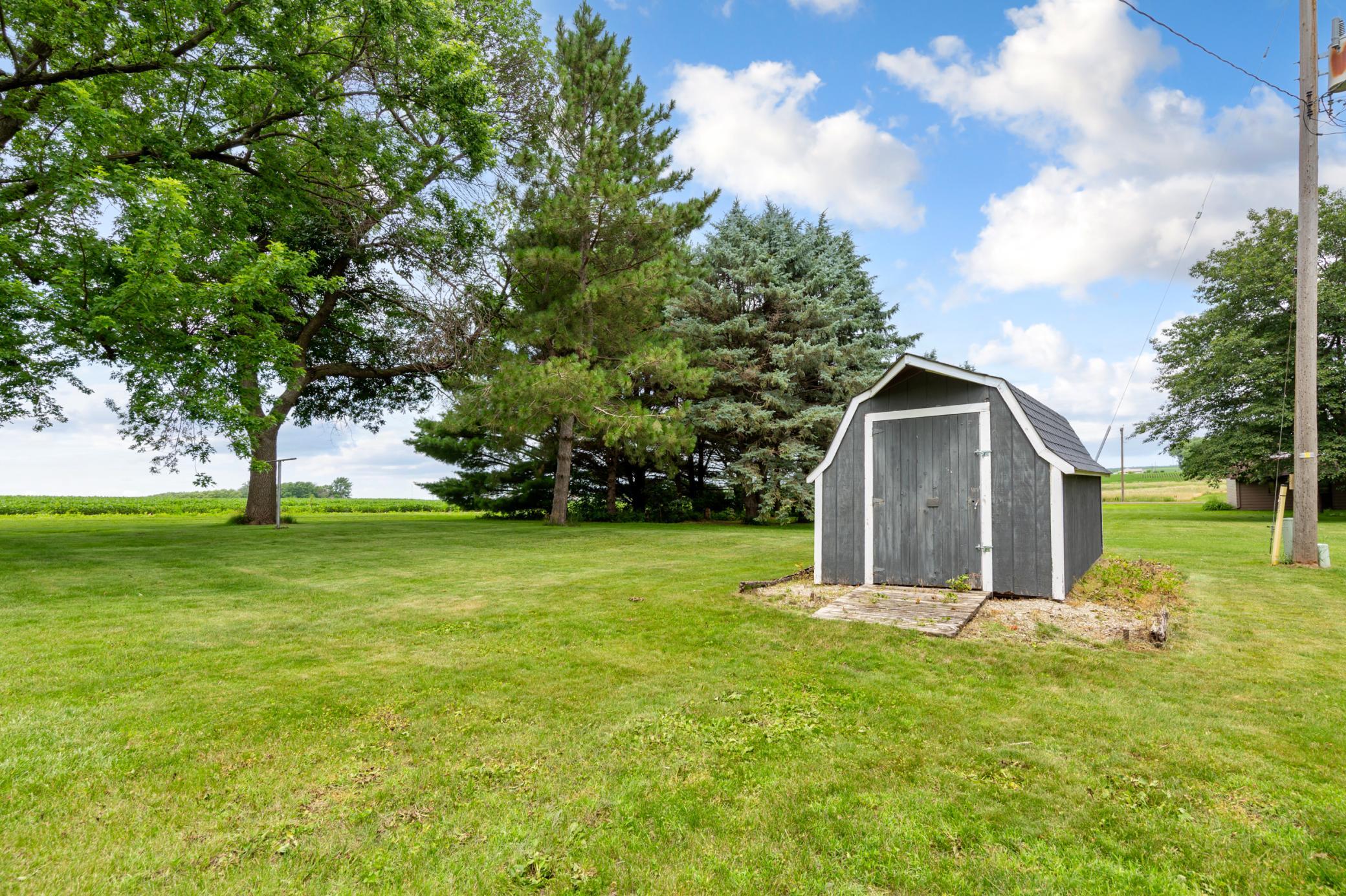 main property photo 9