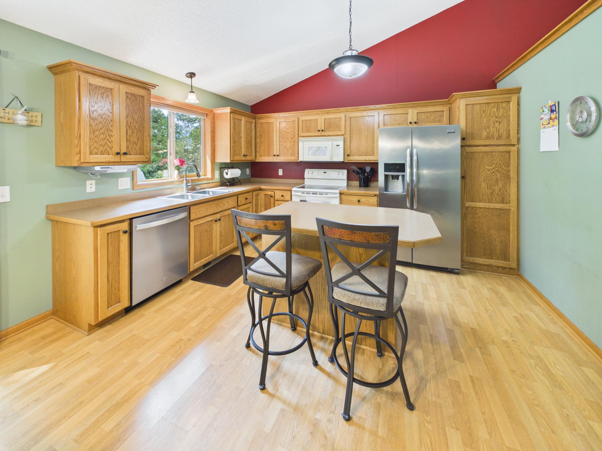 main property photo 8