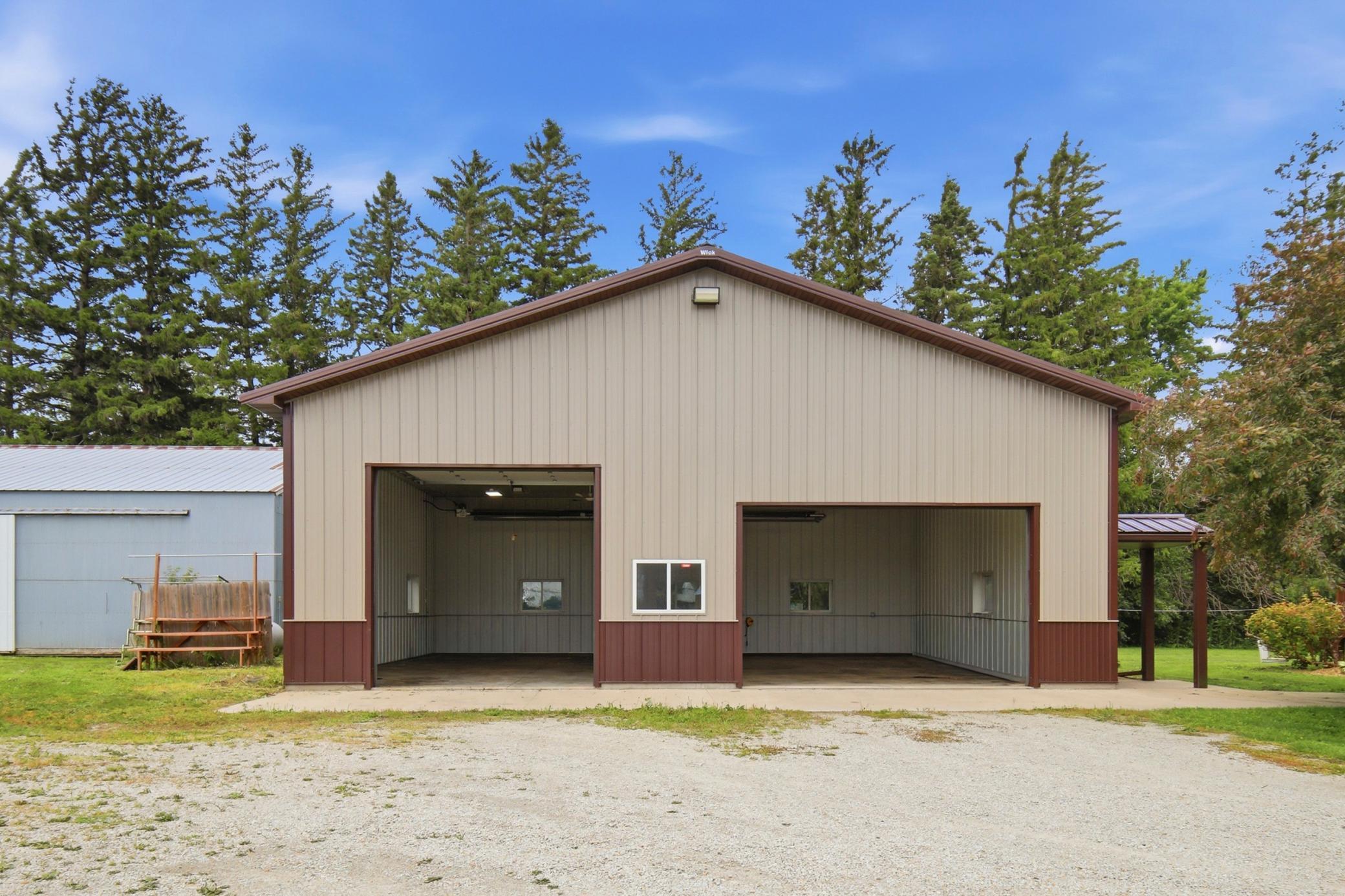 main property photo 46