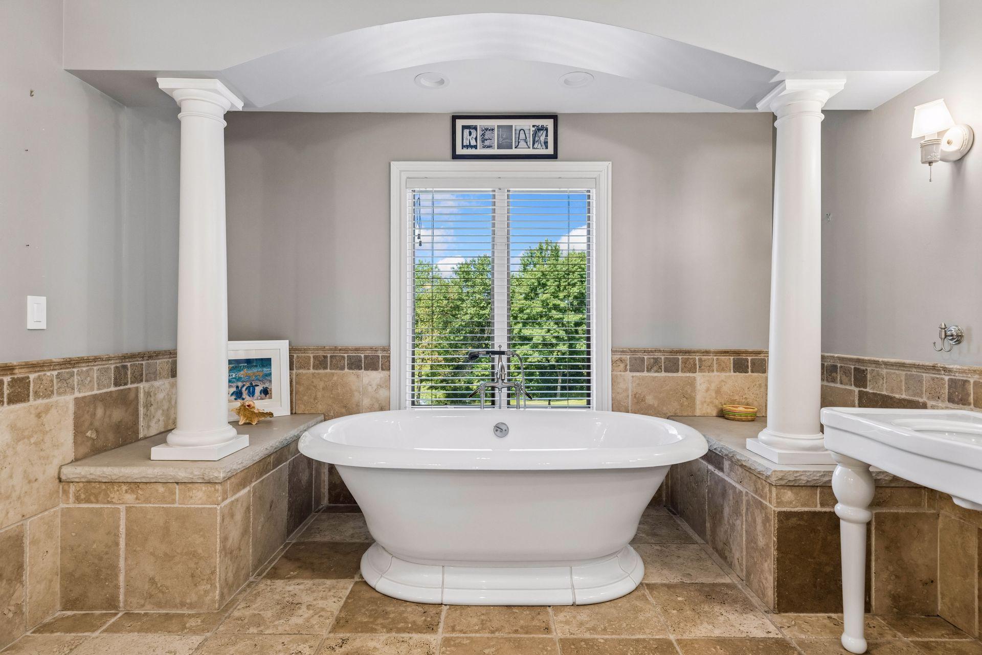 main property photo 74