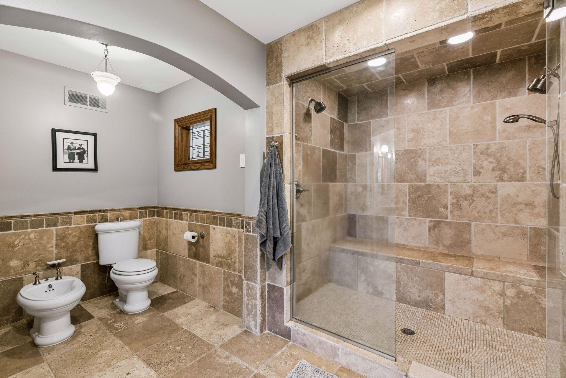main property photo 78