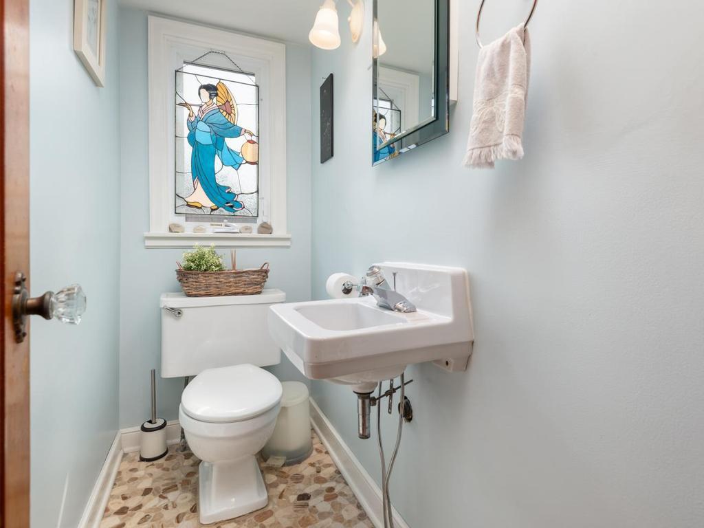 main property photo 13