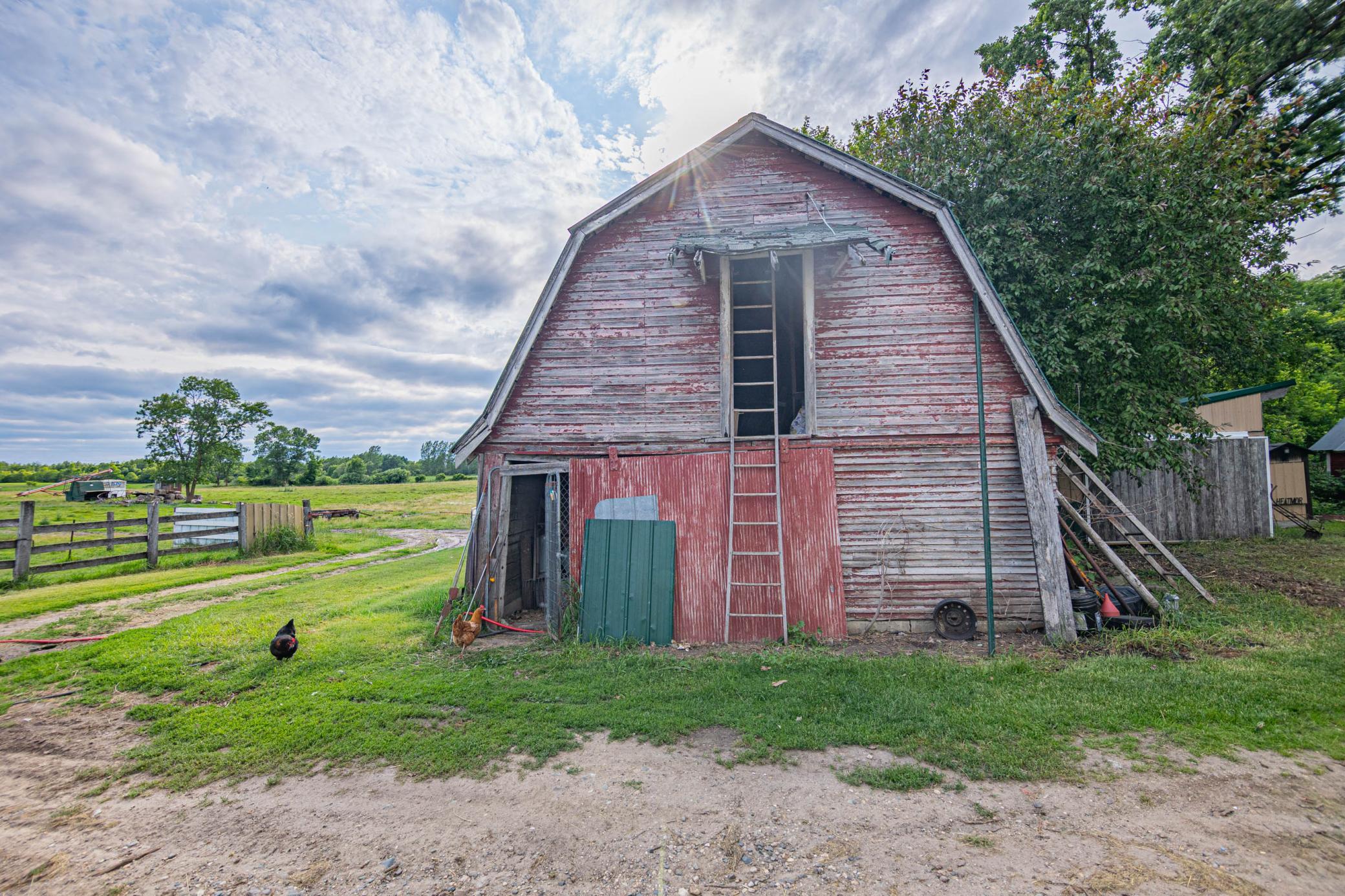 main property photo 80