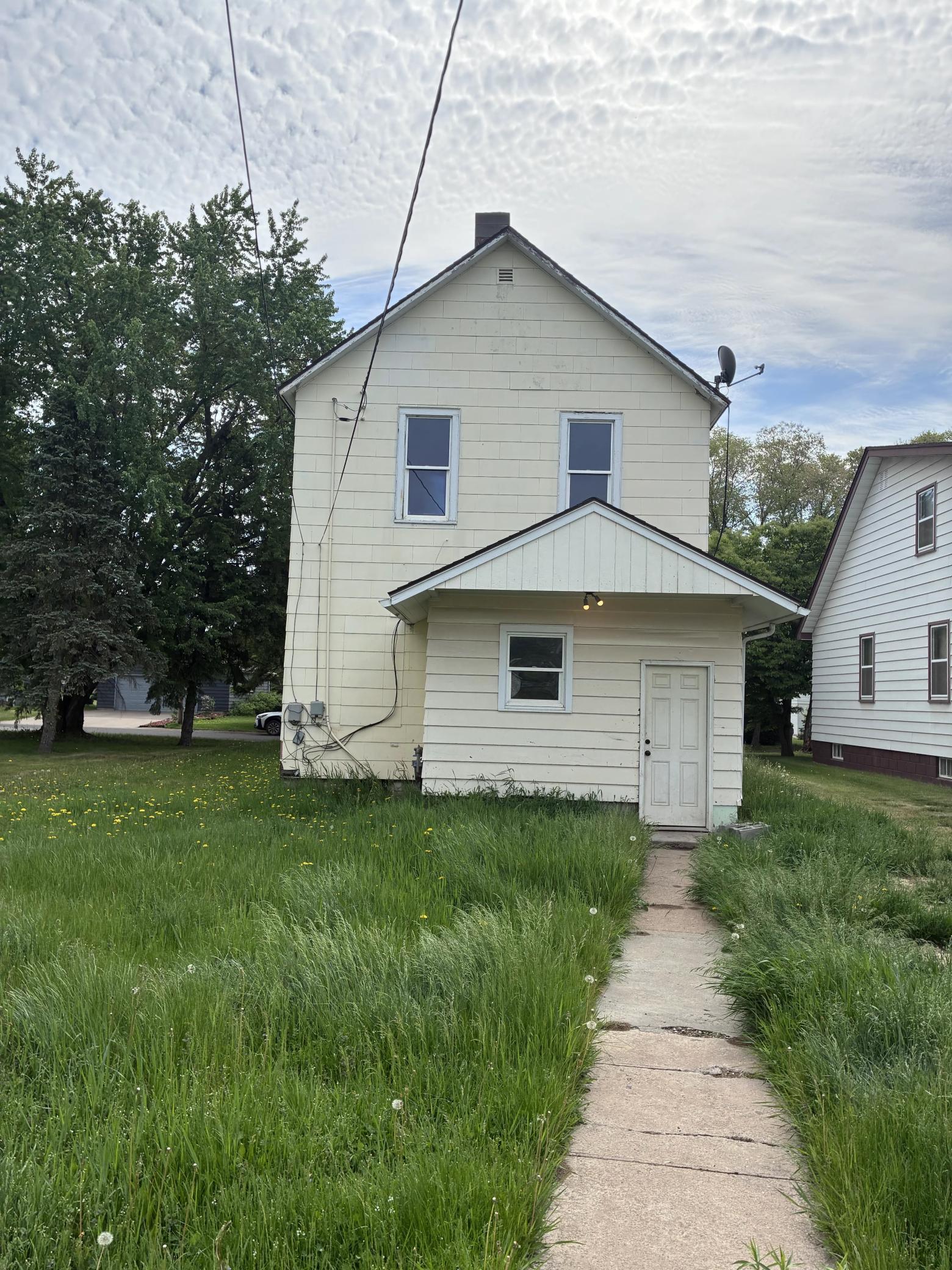 main property photo 17
