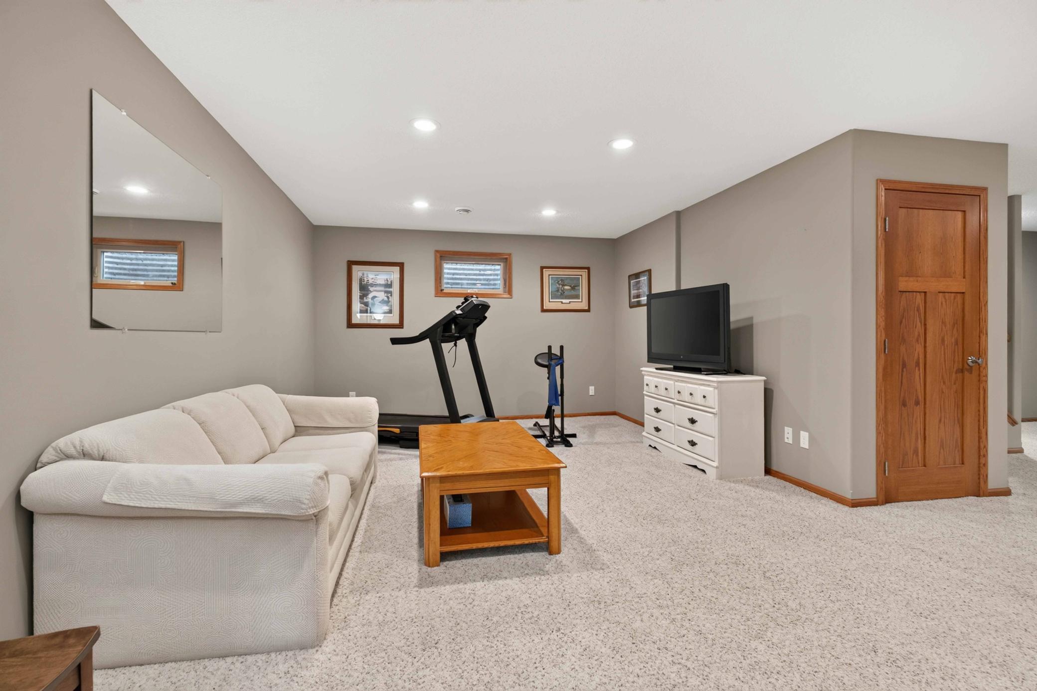 main property photo 66