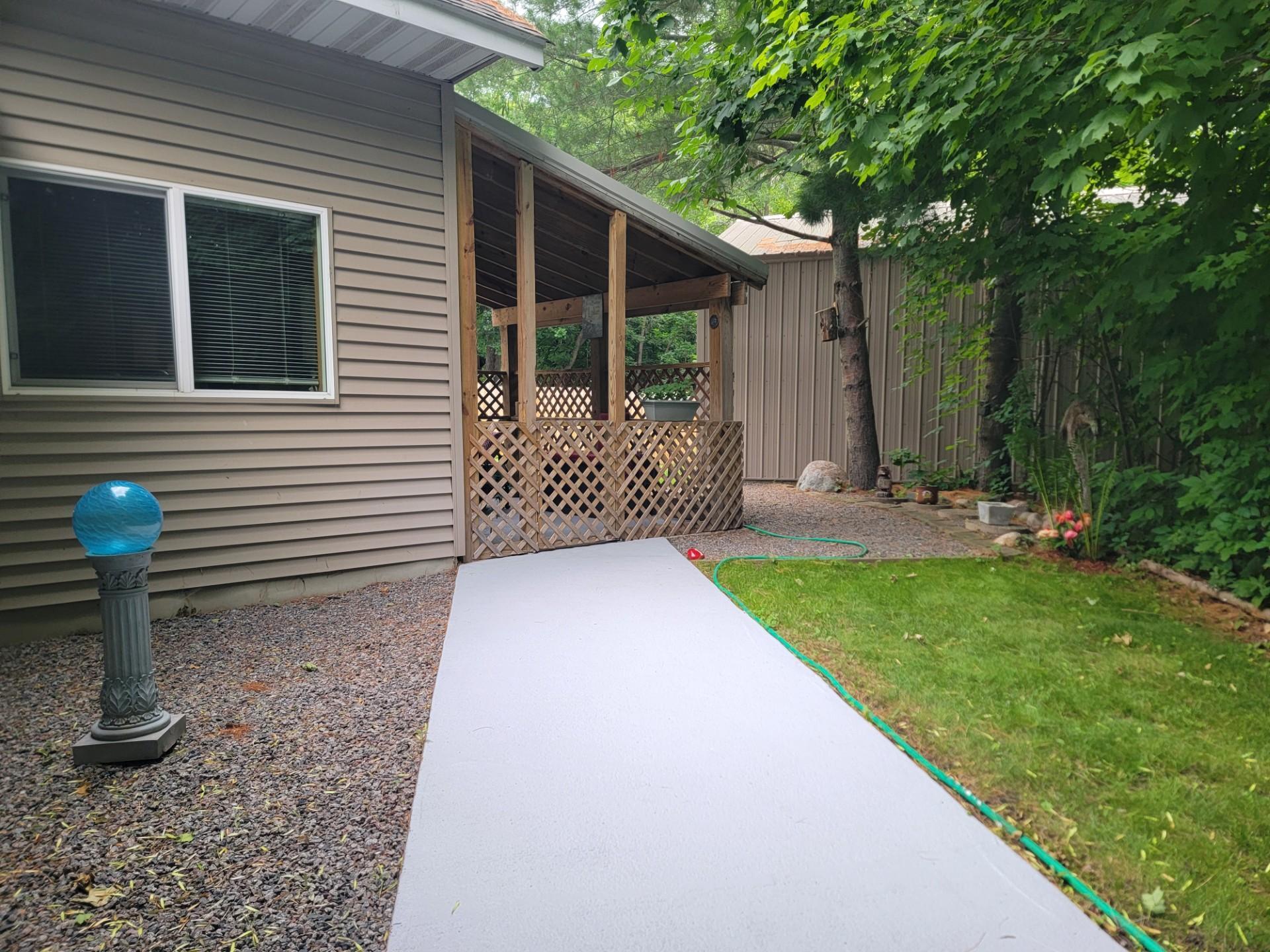 main property photo 45