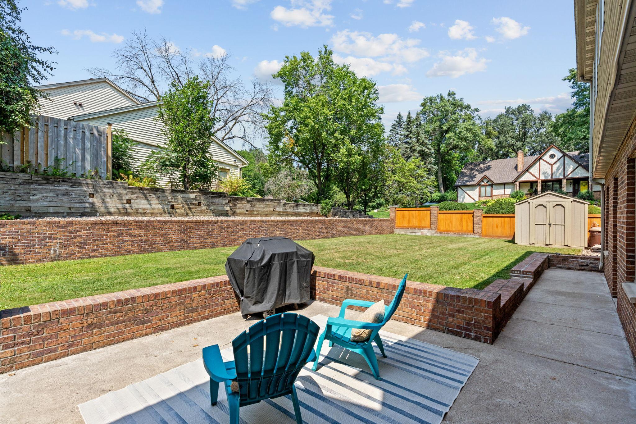 main property photo 32