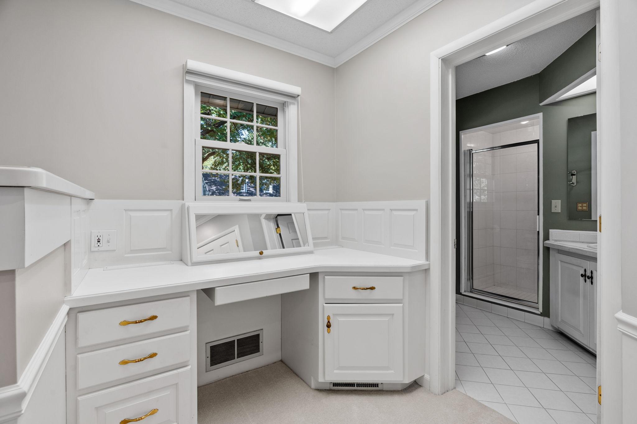 main property photo 67