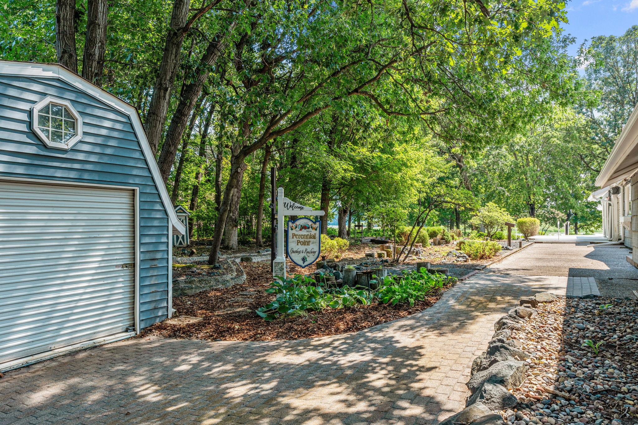main property photo 99