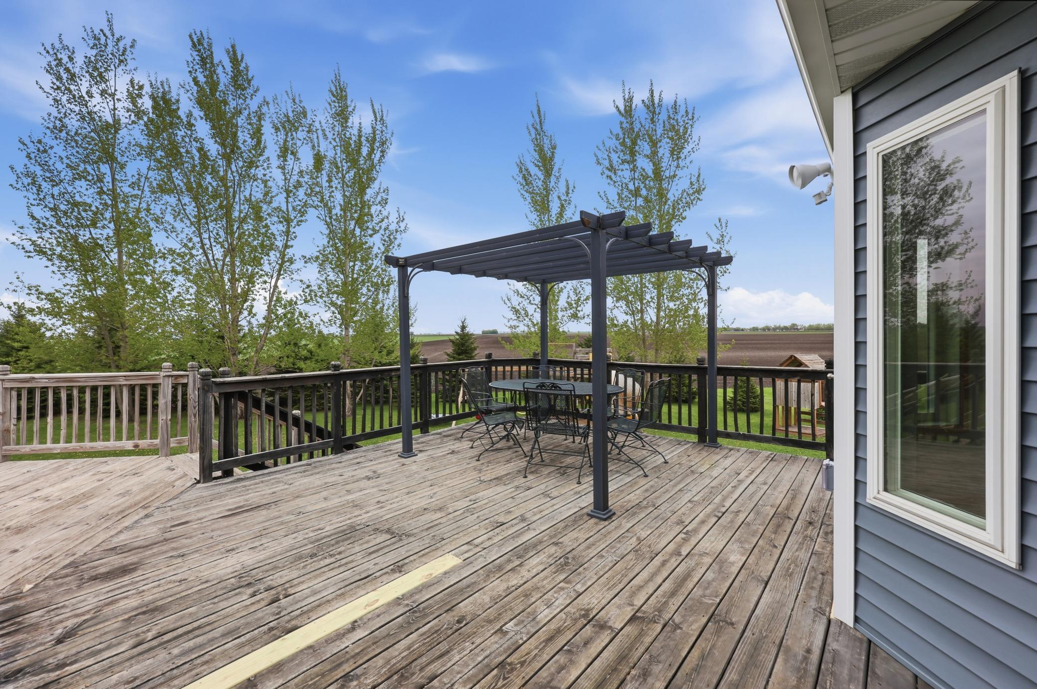 main property photo 14