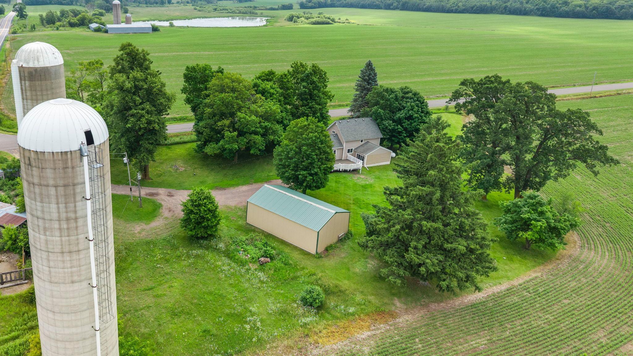 main property photo 34