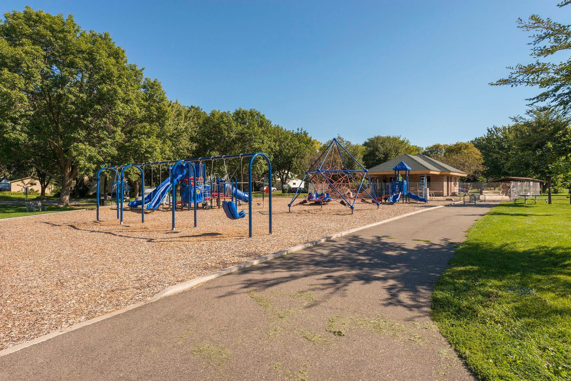 main property photo 26