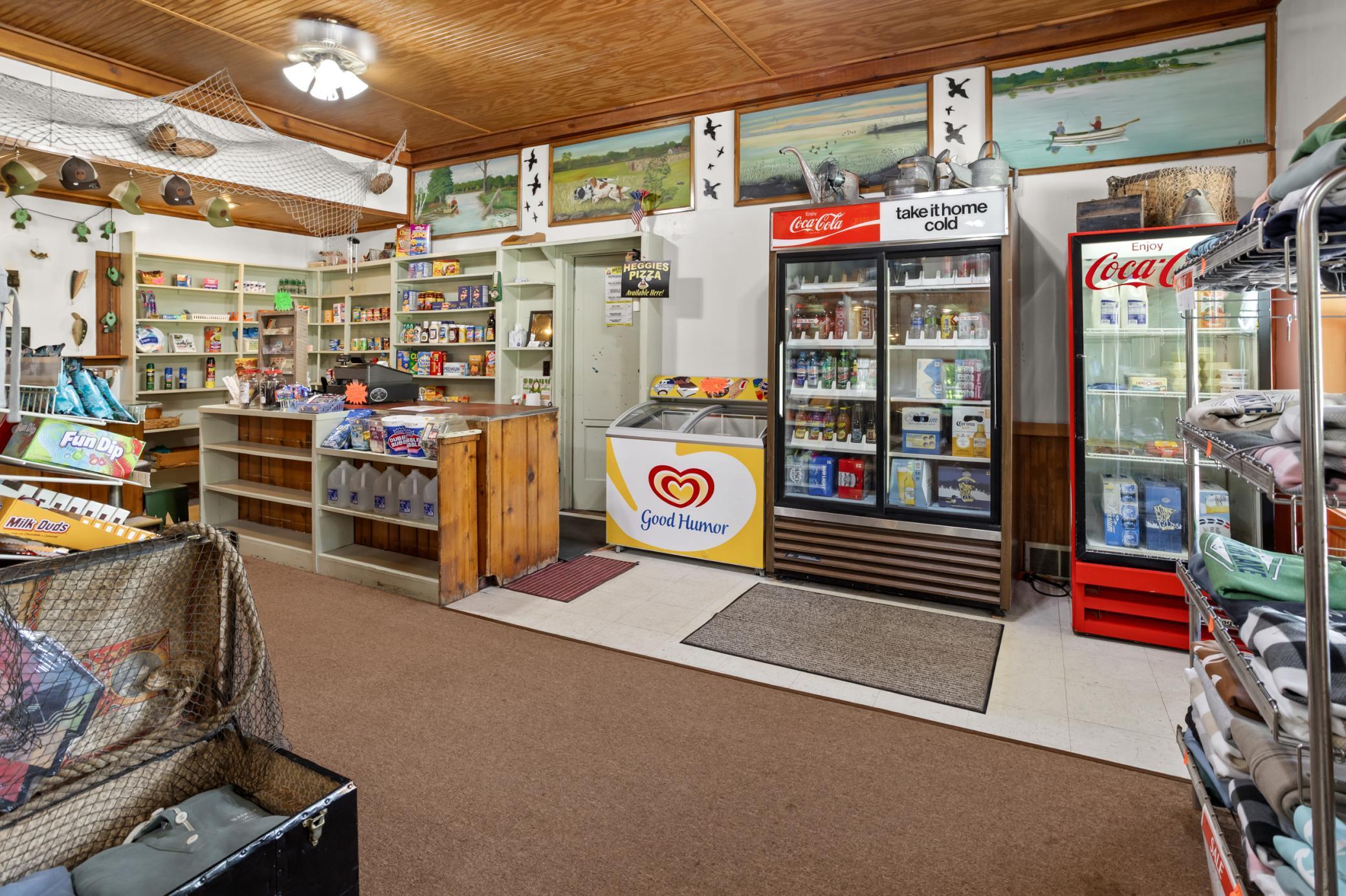 main property photo 17