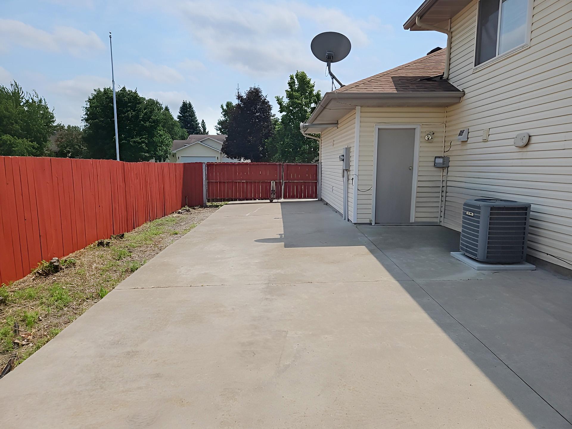 main property photo 47