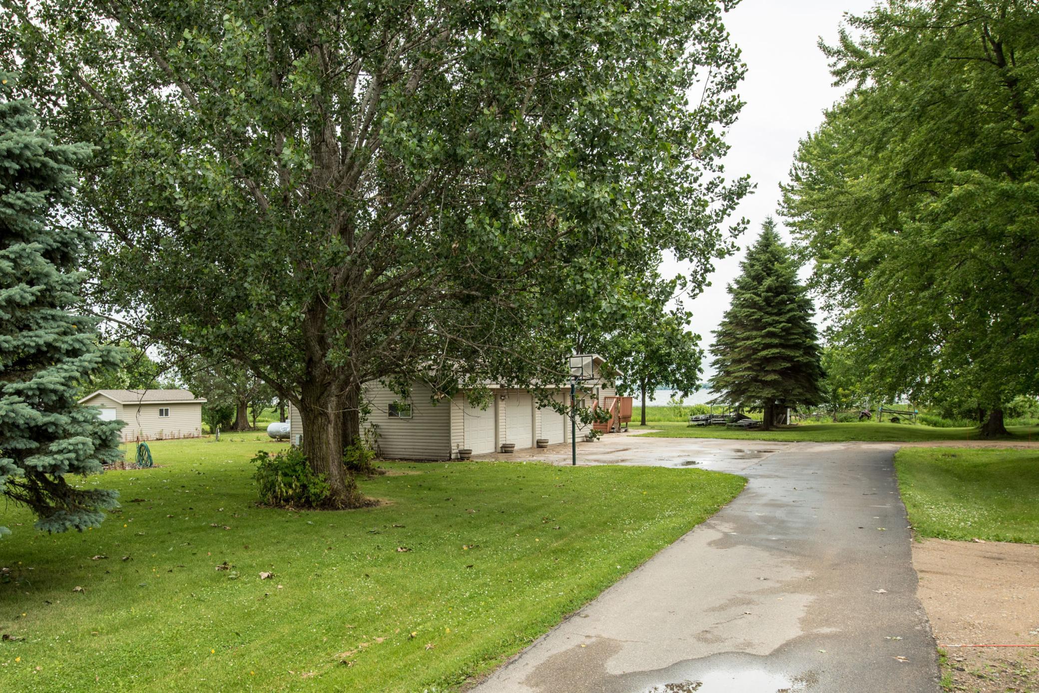 main property photo 35