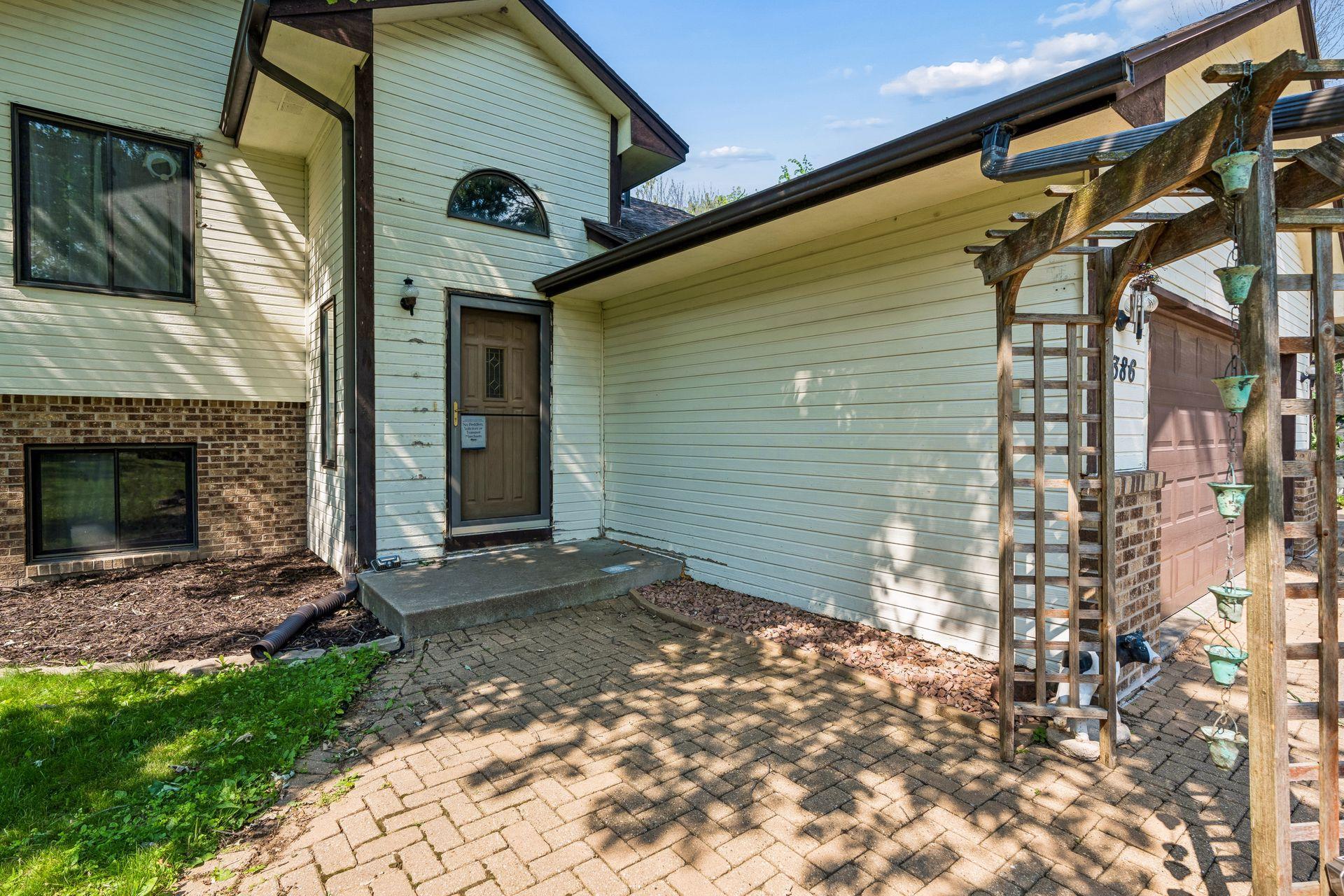 main property photo 3