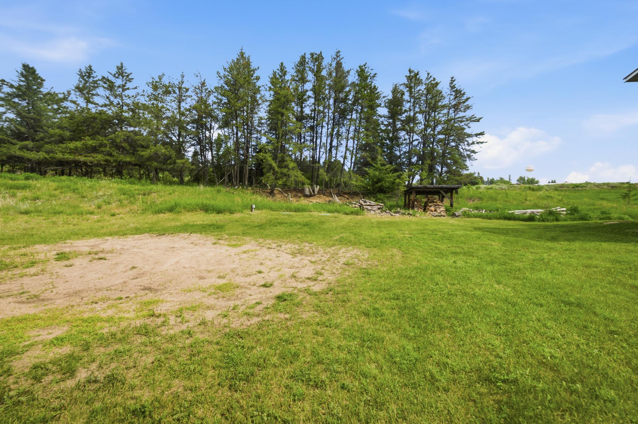 main property photo 10