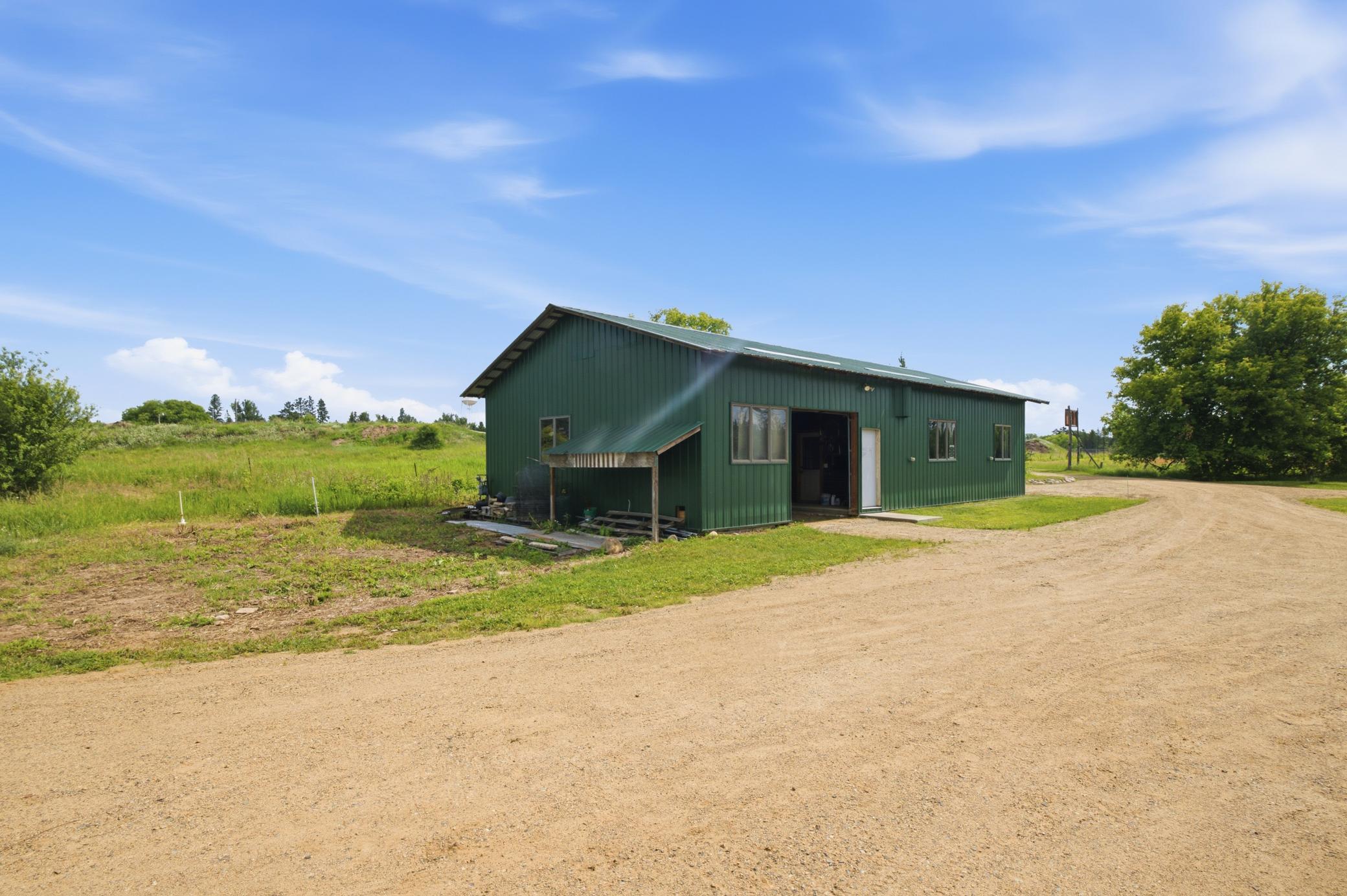 main property photo 8