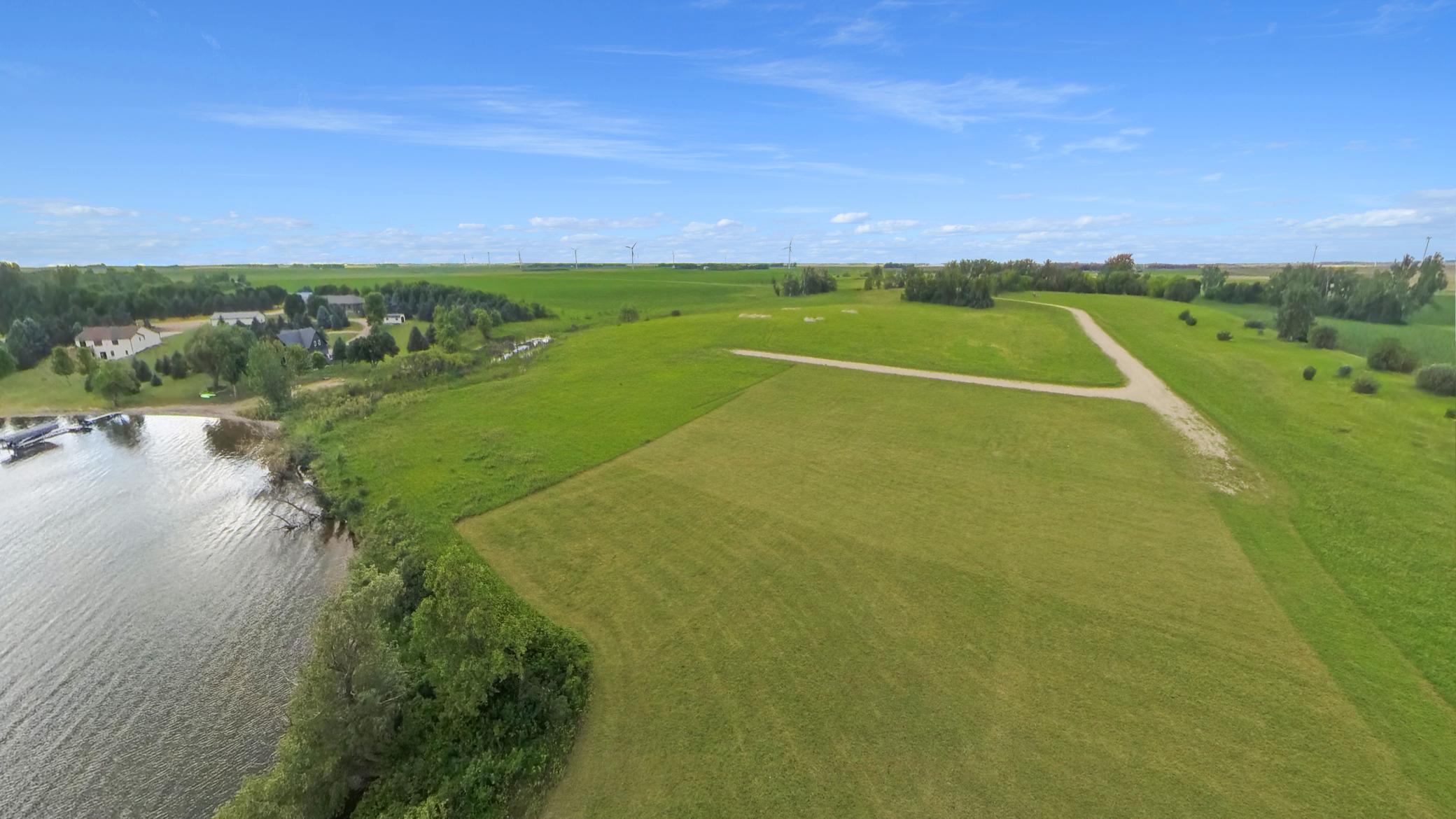 main property photo 3