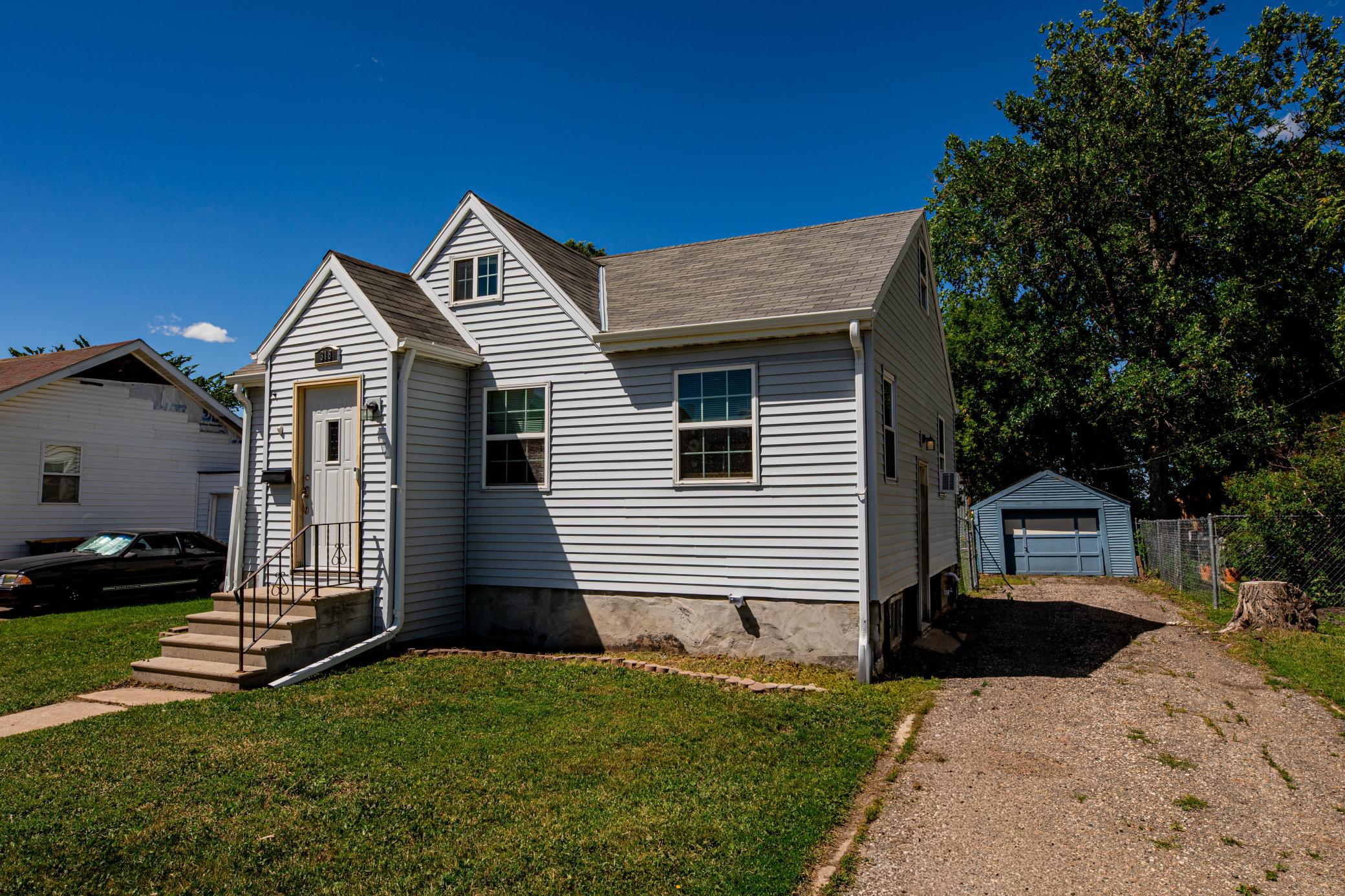 main property photo 1