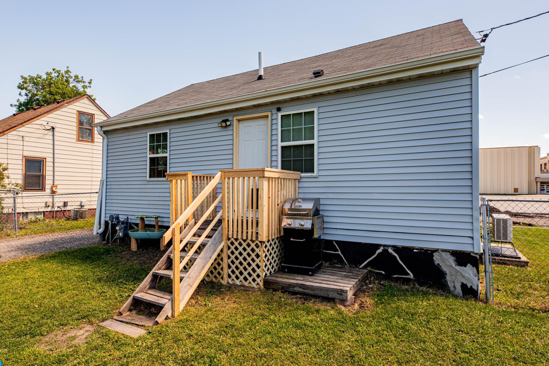 main property photo 22
