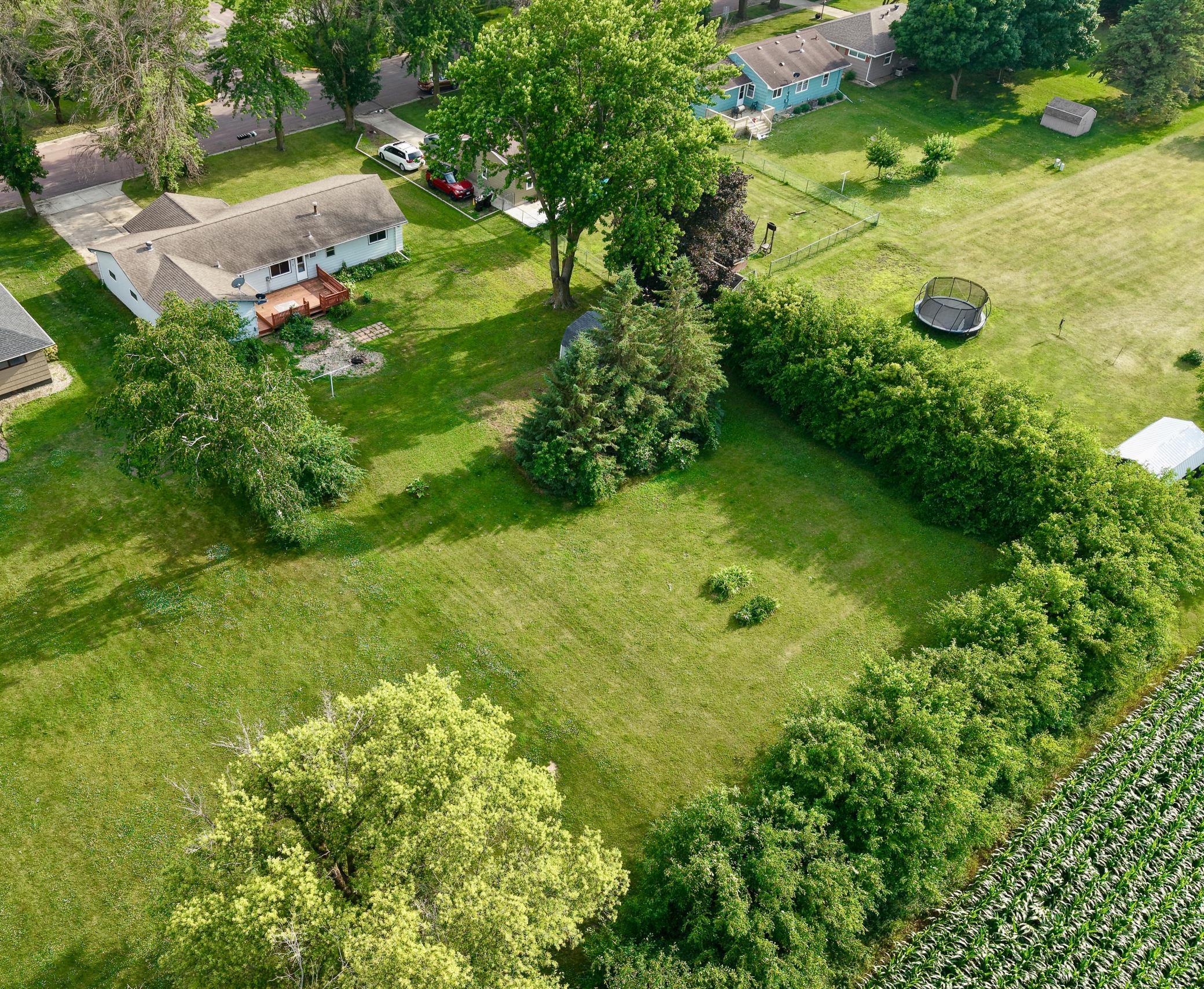 main property photo 6