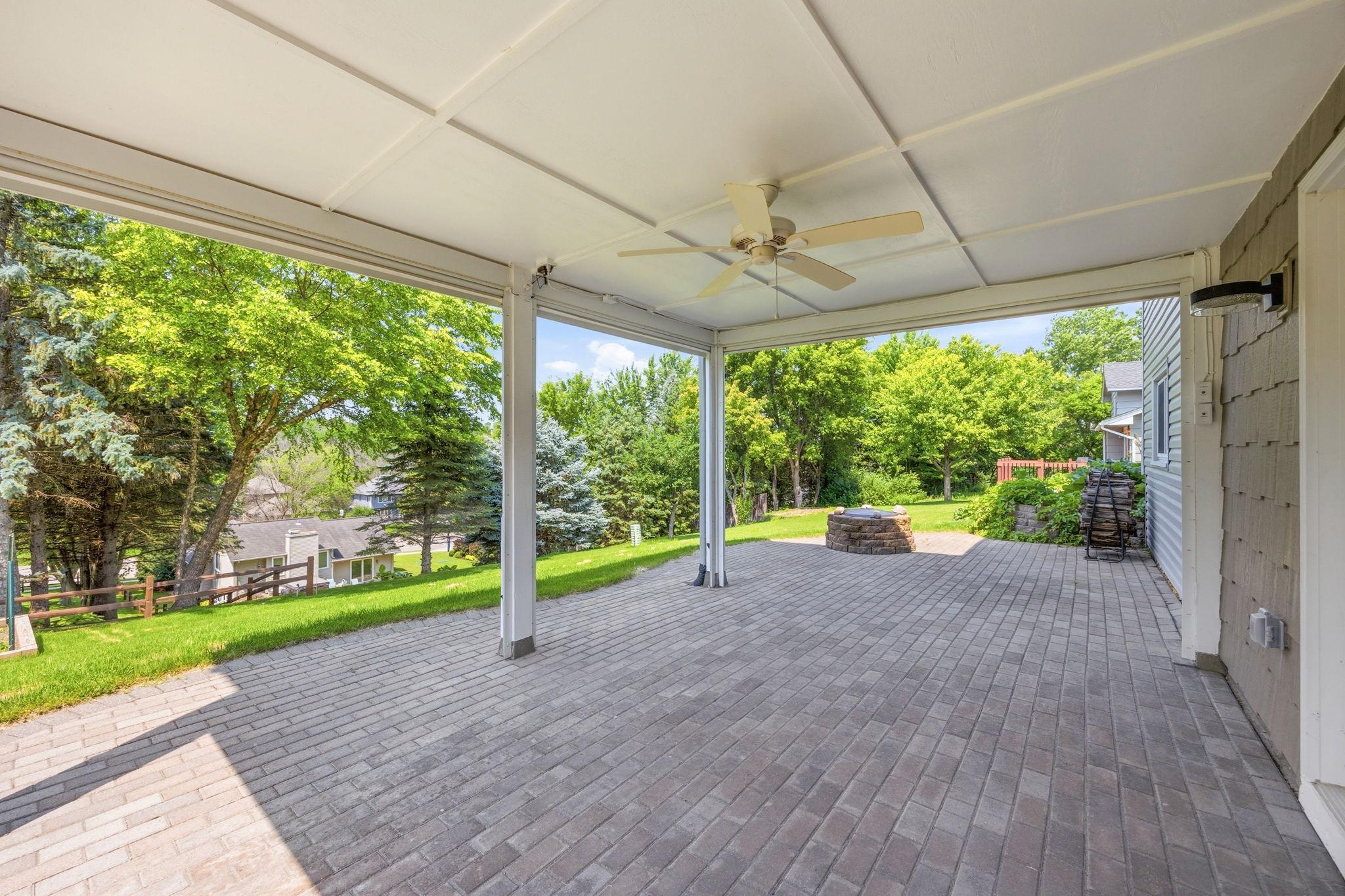 main property photo 23