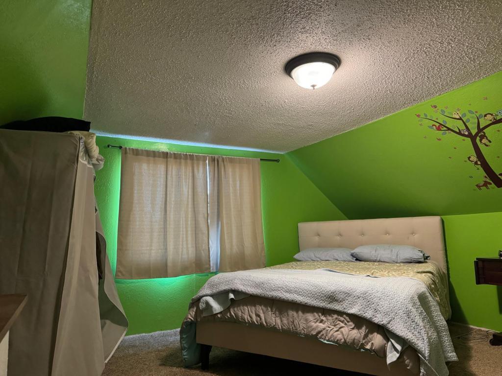 main property photo 19