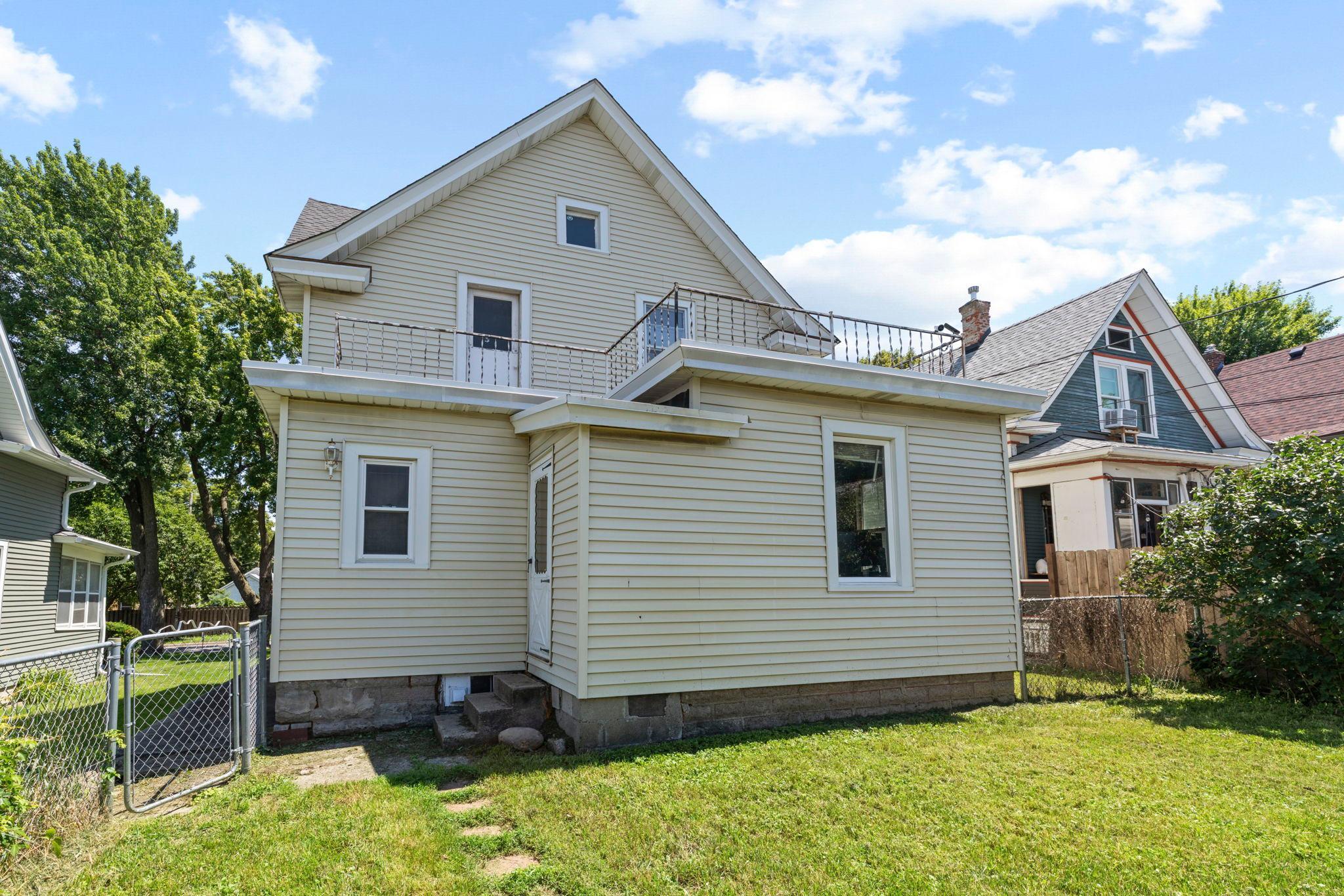 main property photo 41