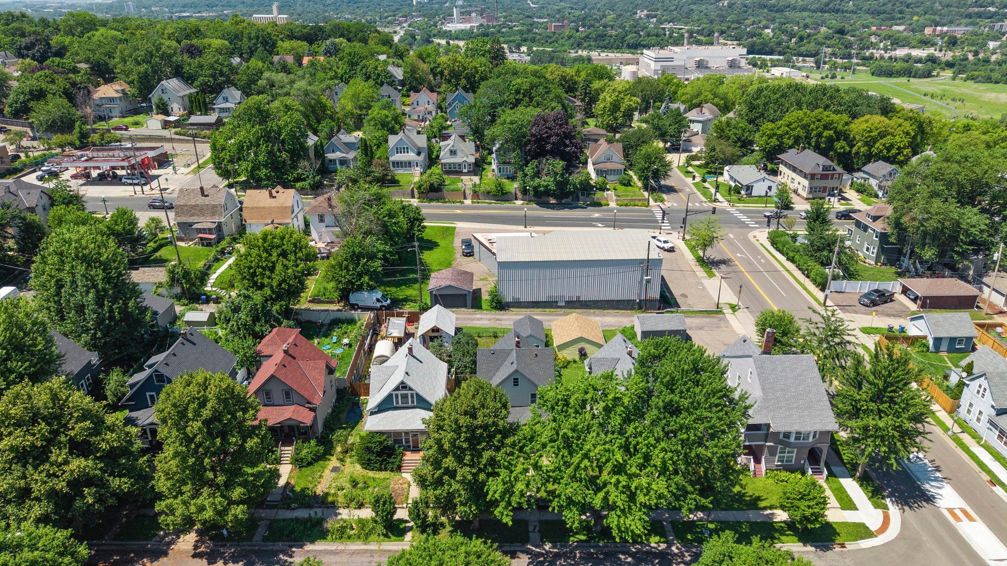 main property photo 49