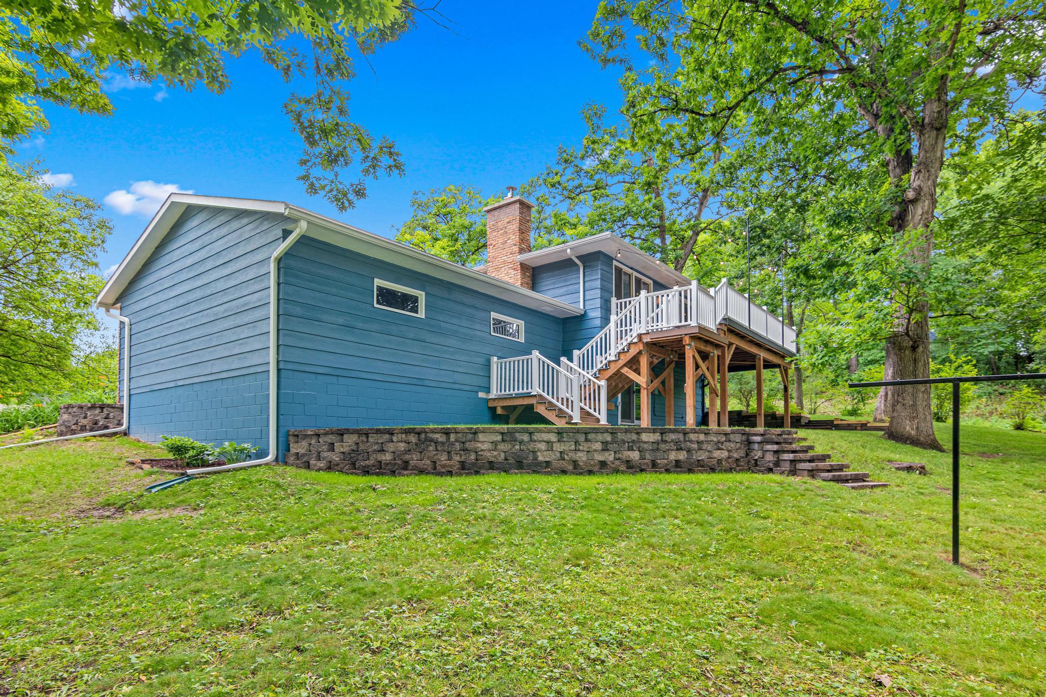 main property photo 22