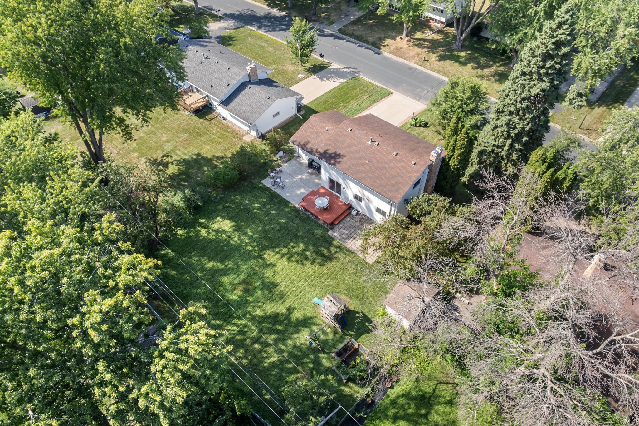 main property photo 39