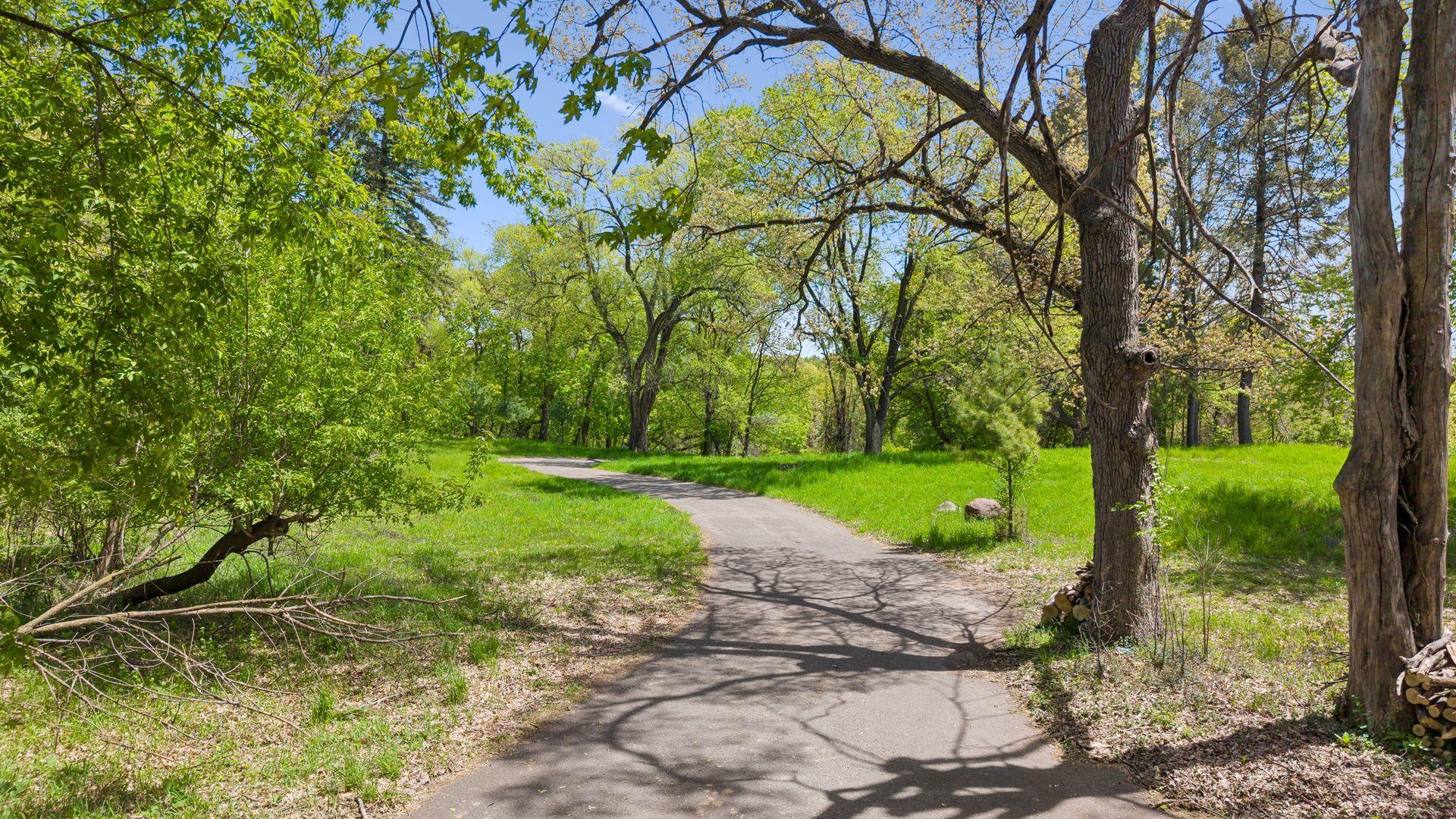 main property photo 45