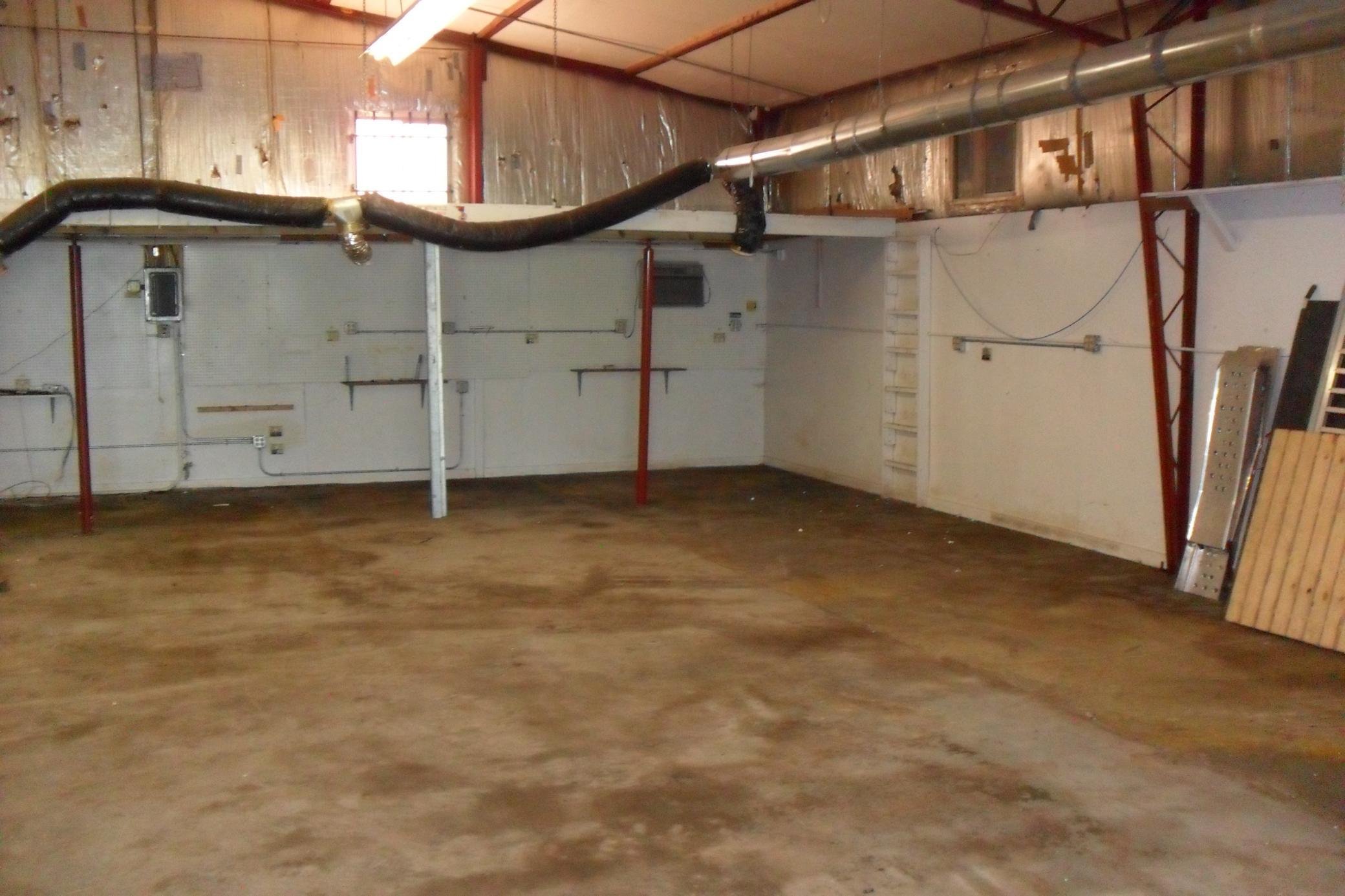main property photo 13