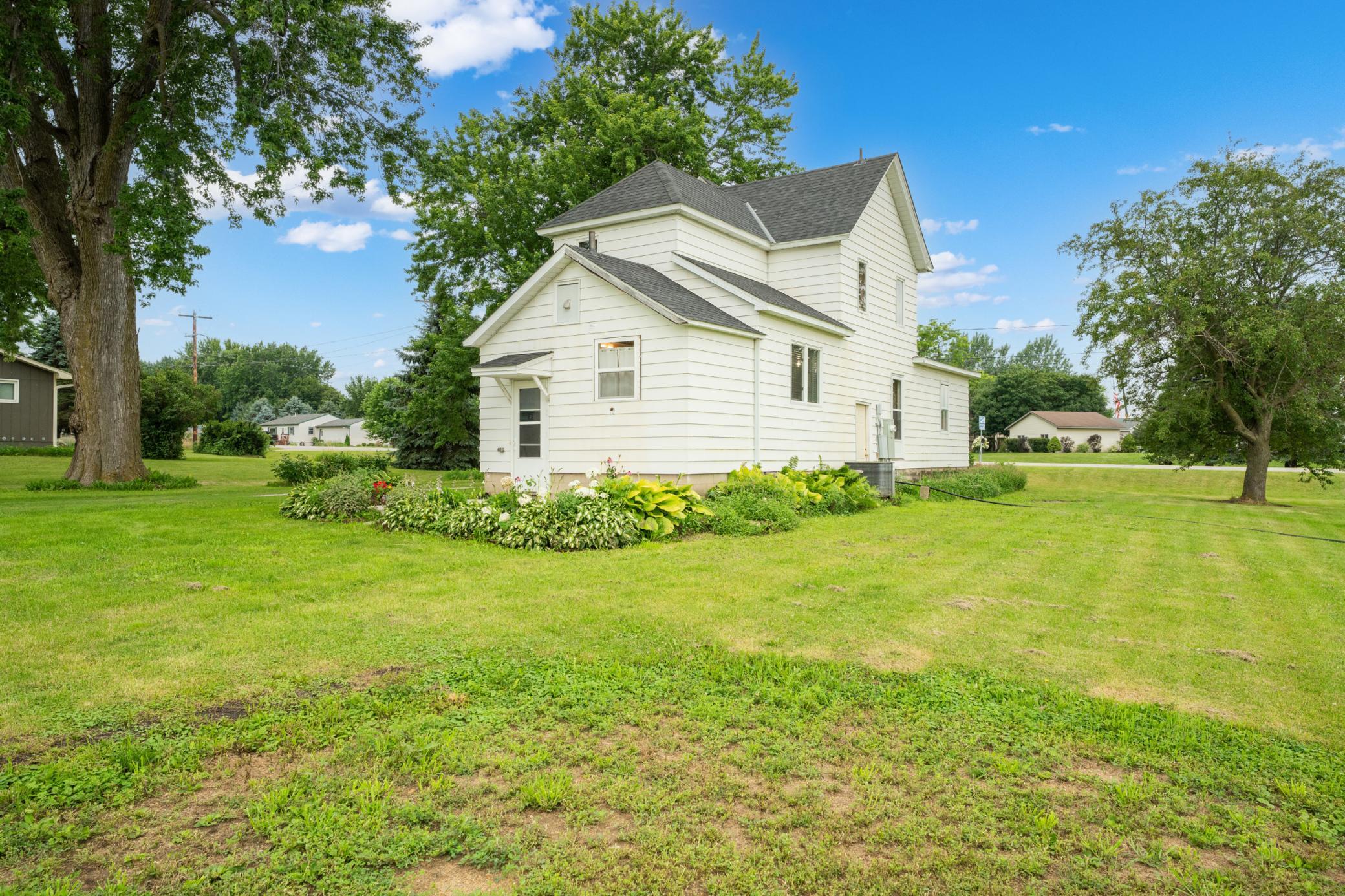 main property photo 42