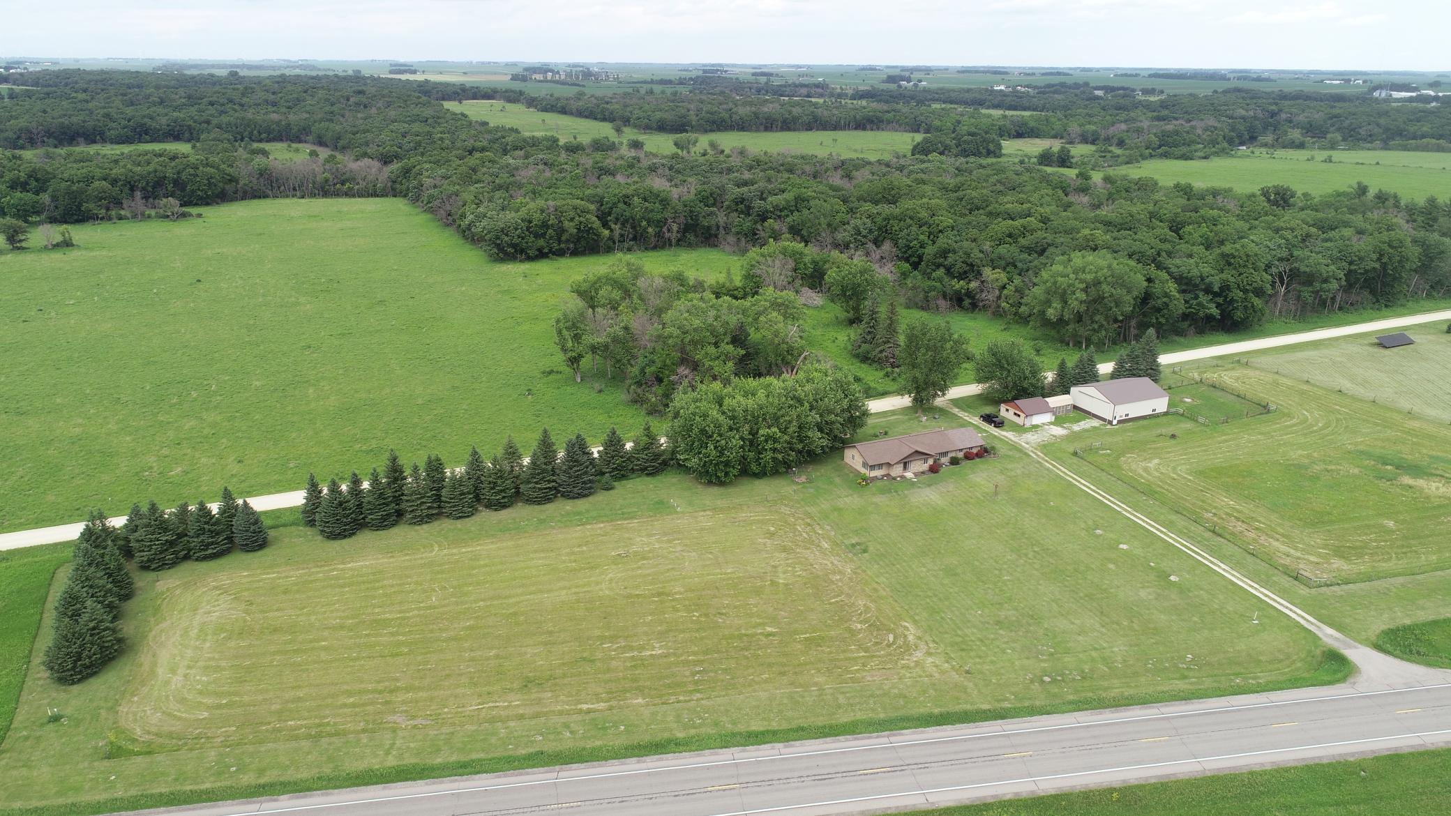 main property photo 41