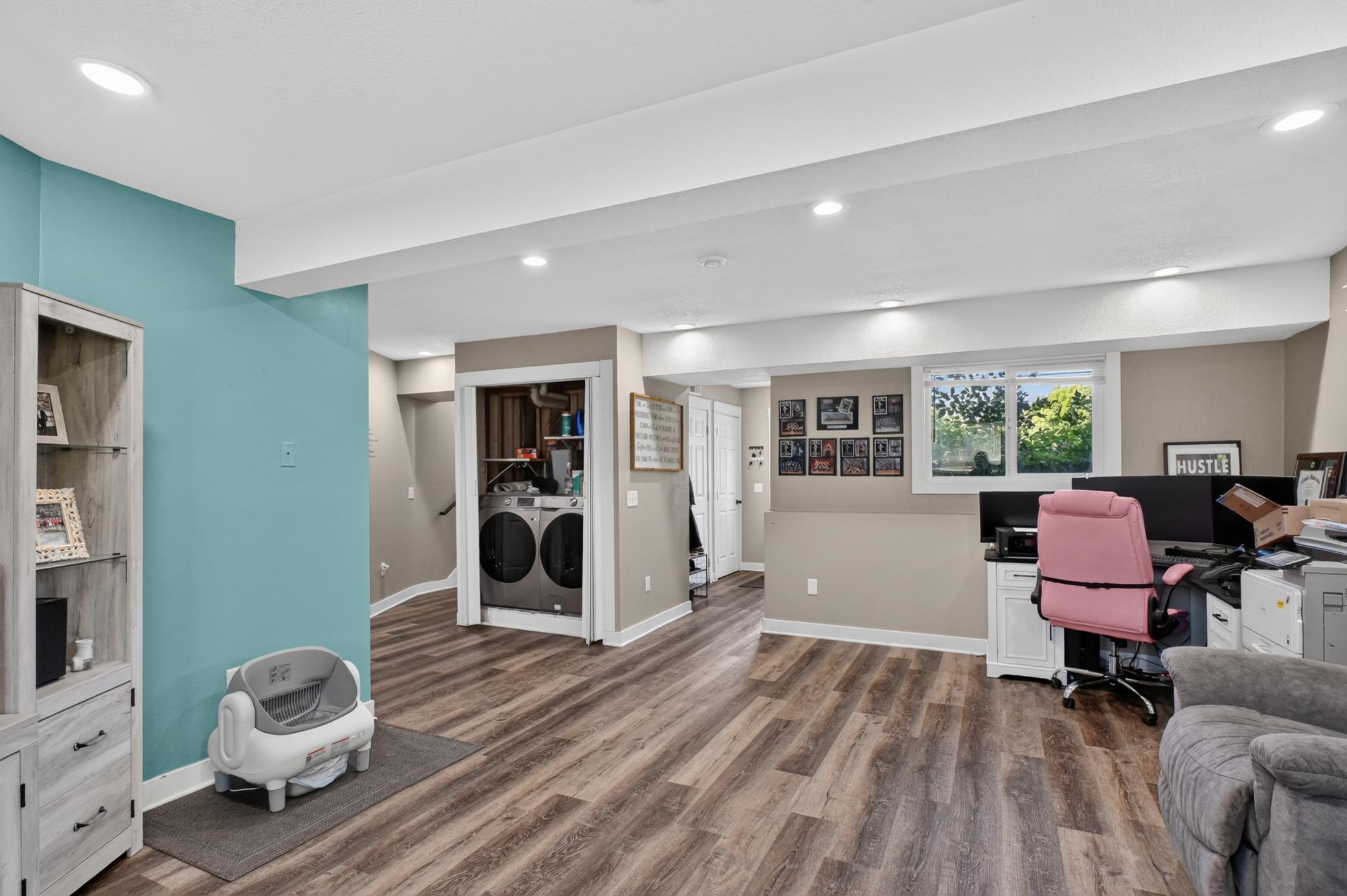 main property photo 17