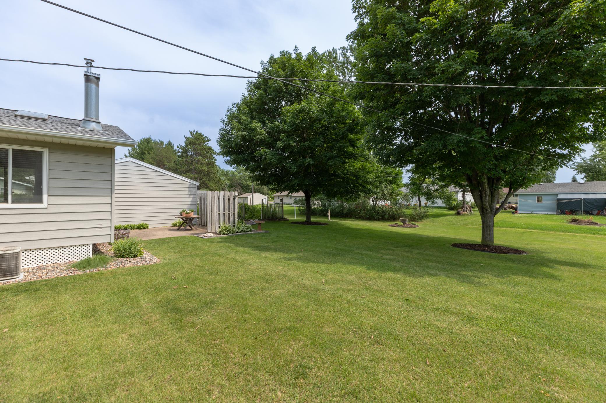 main property photo 40