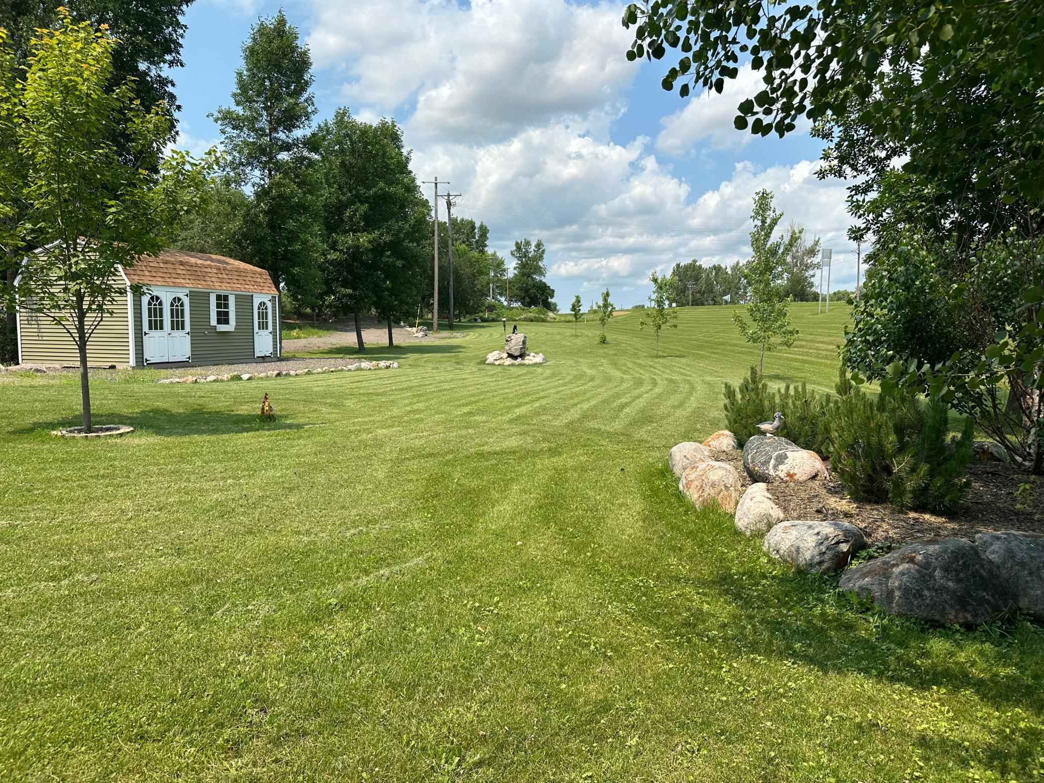 main property photo 28