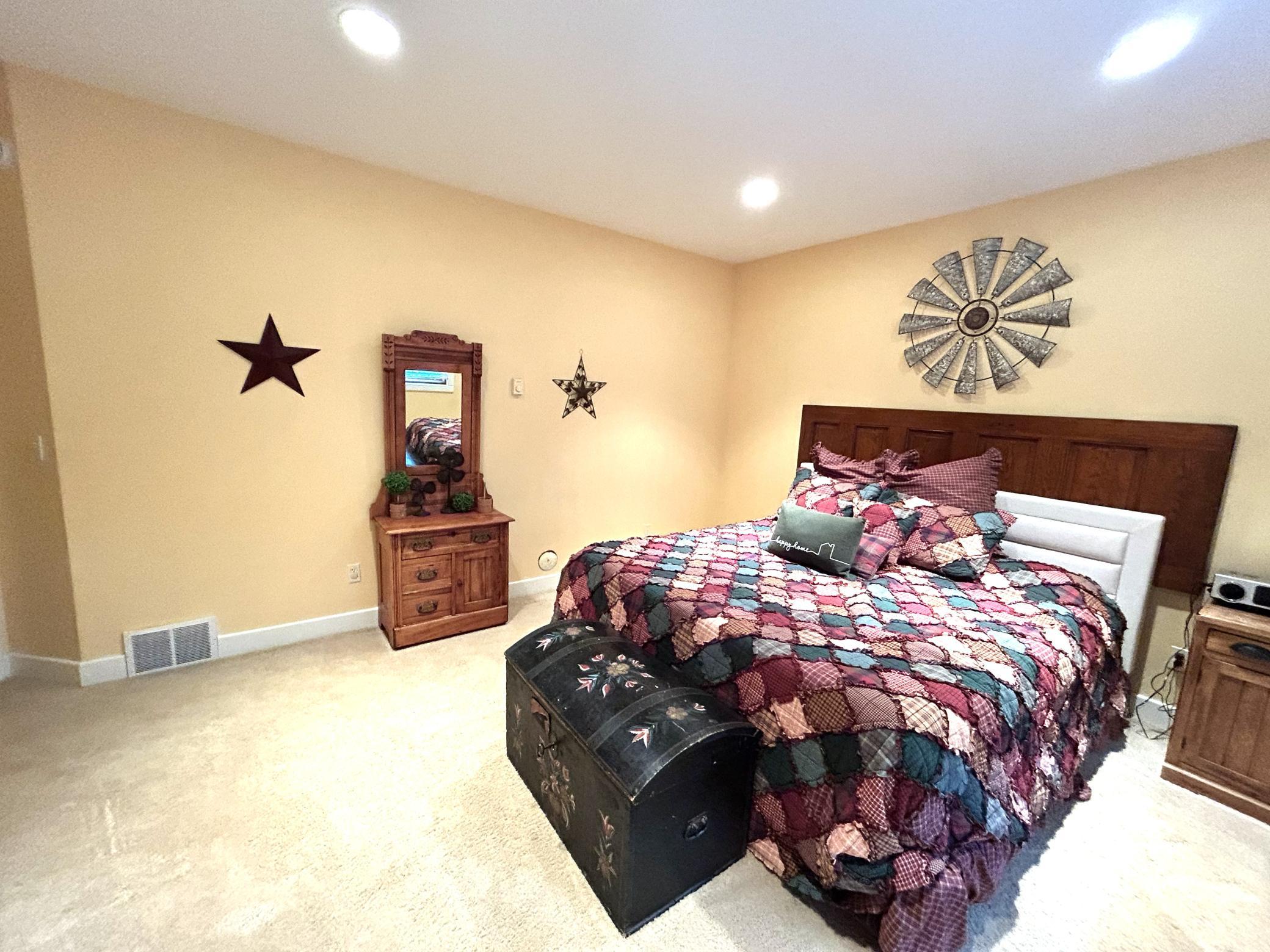 main property photo 77