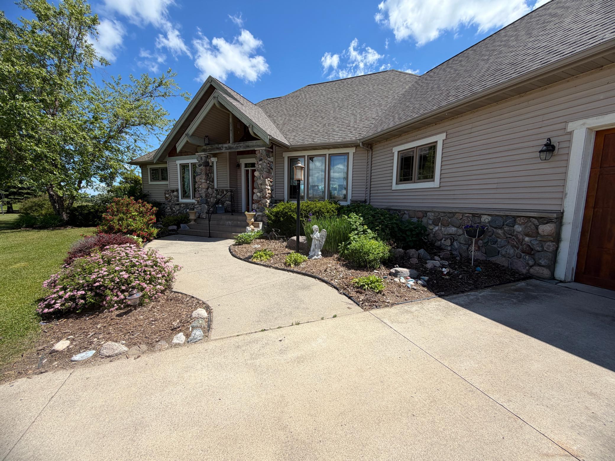 main property photo 82