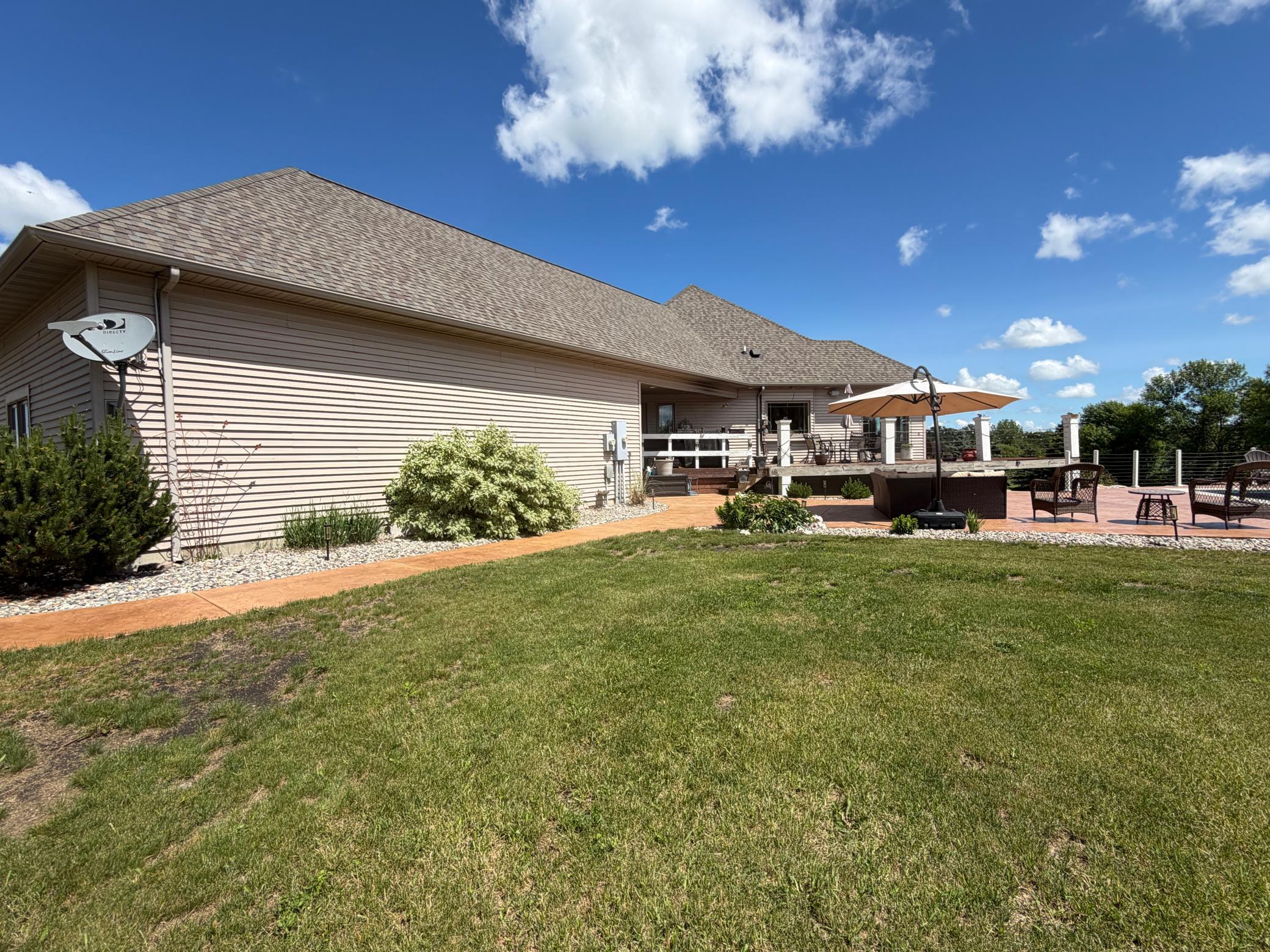 main property photo 95
