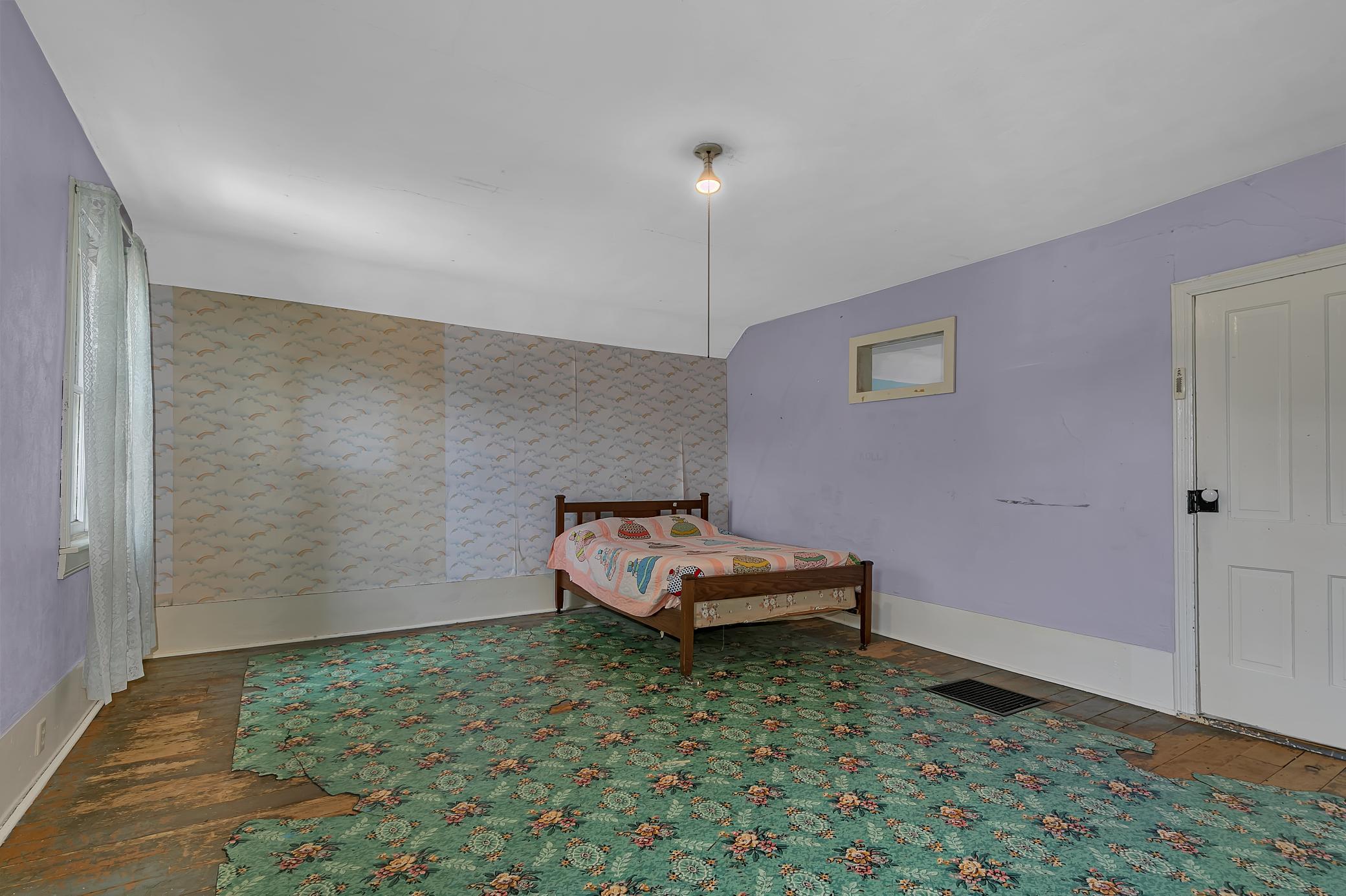 main property photo 23
