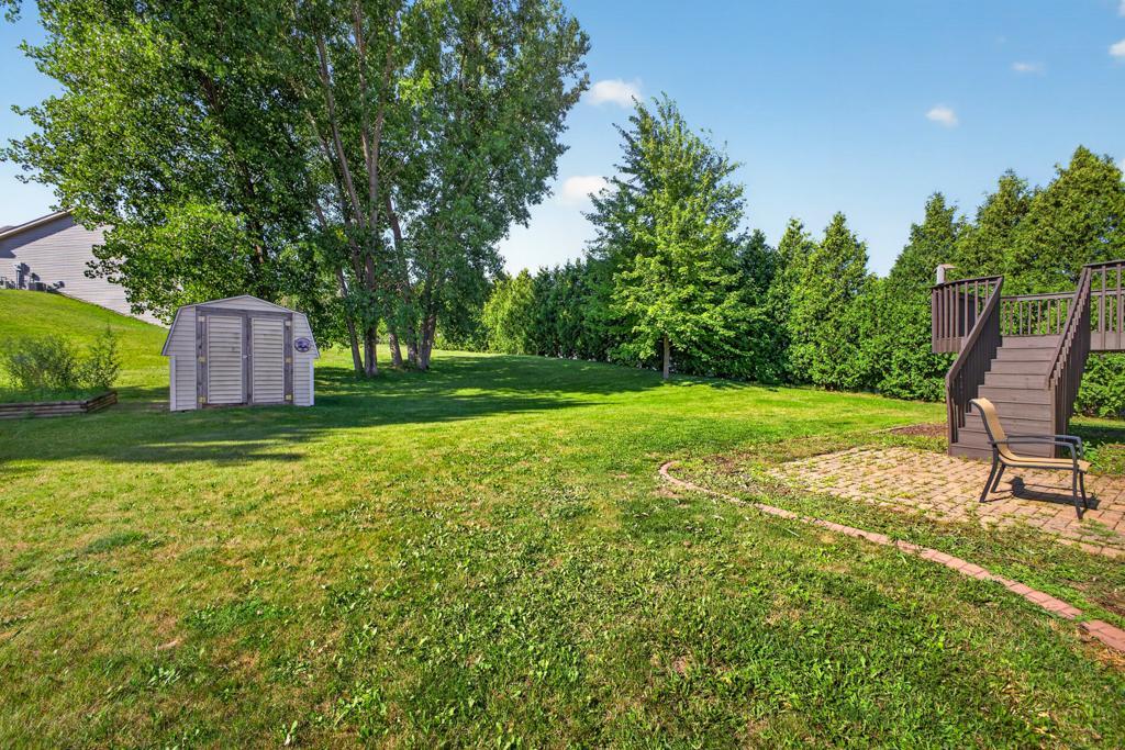 main property photo 33