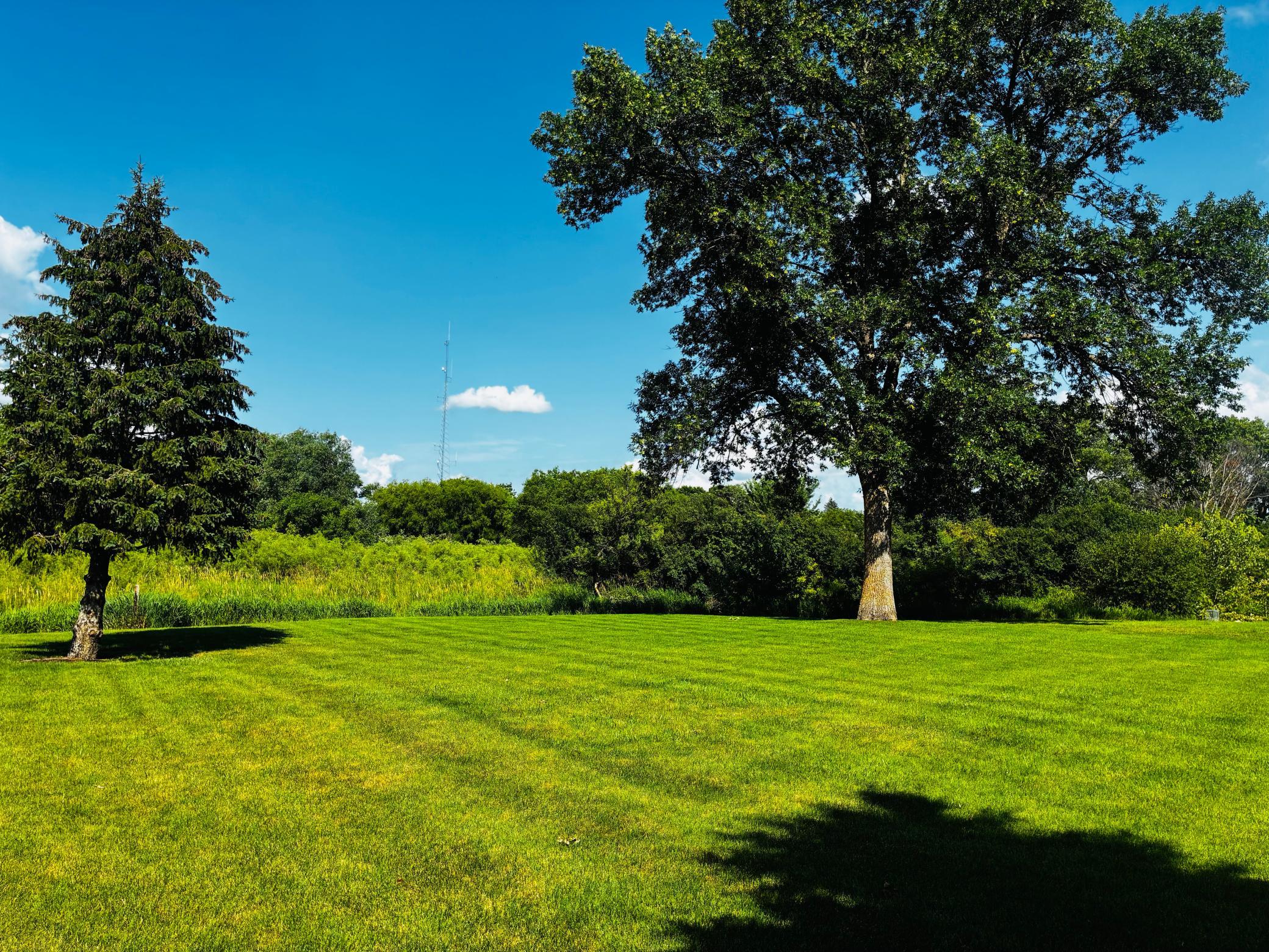 main property photo 28