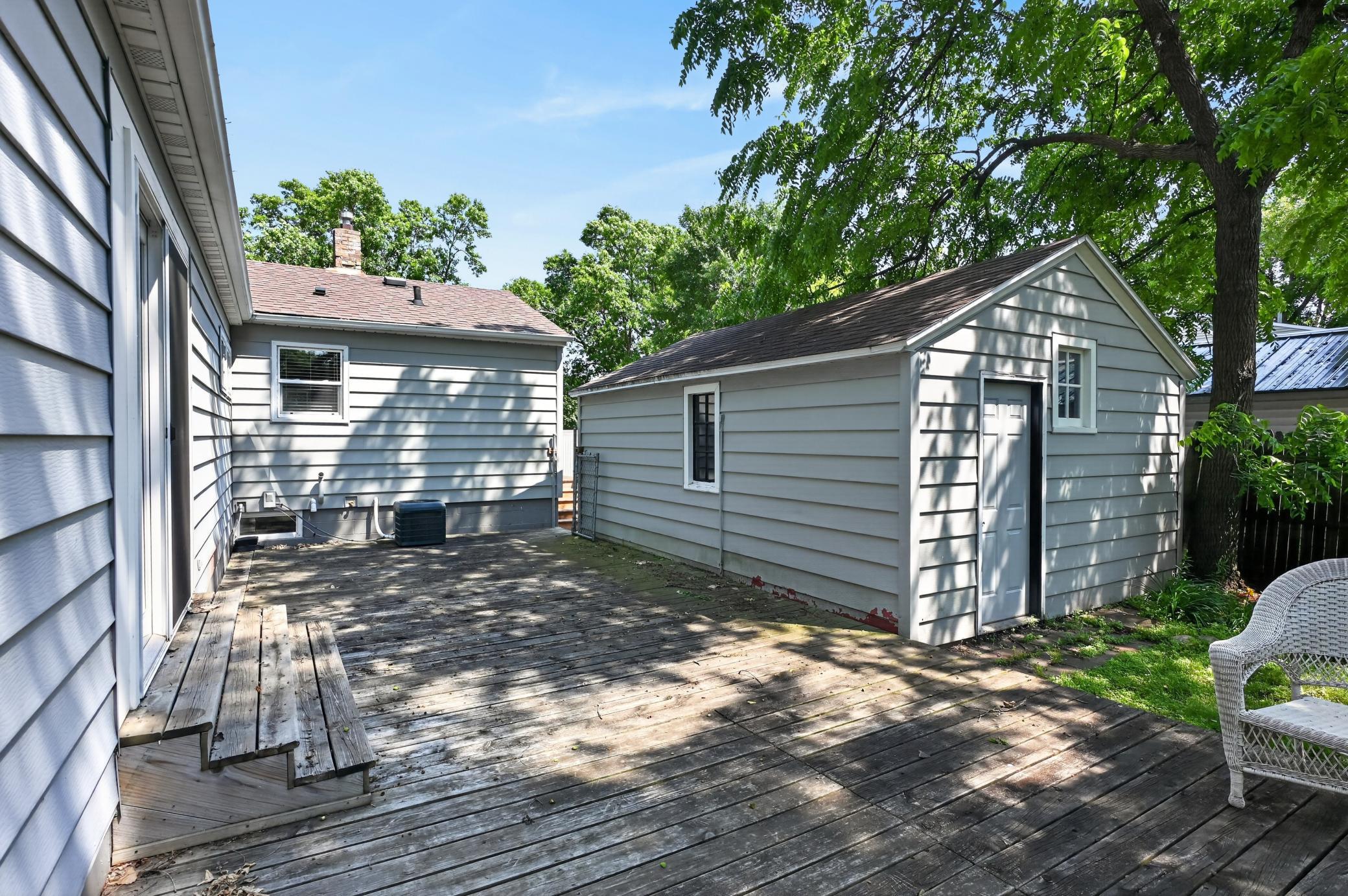 main property photo 44