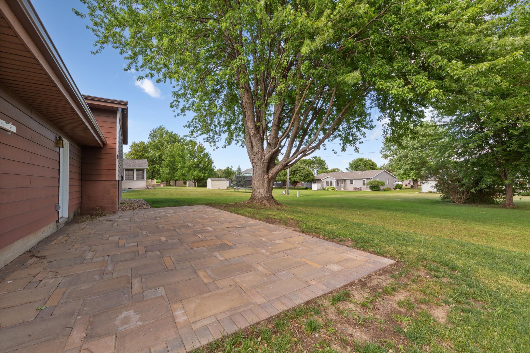 main property photo 30