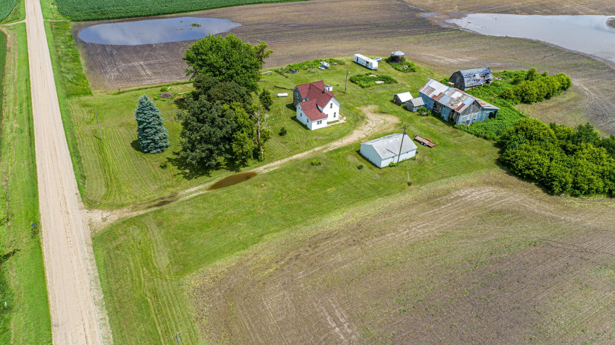 main property photo 25
