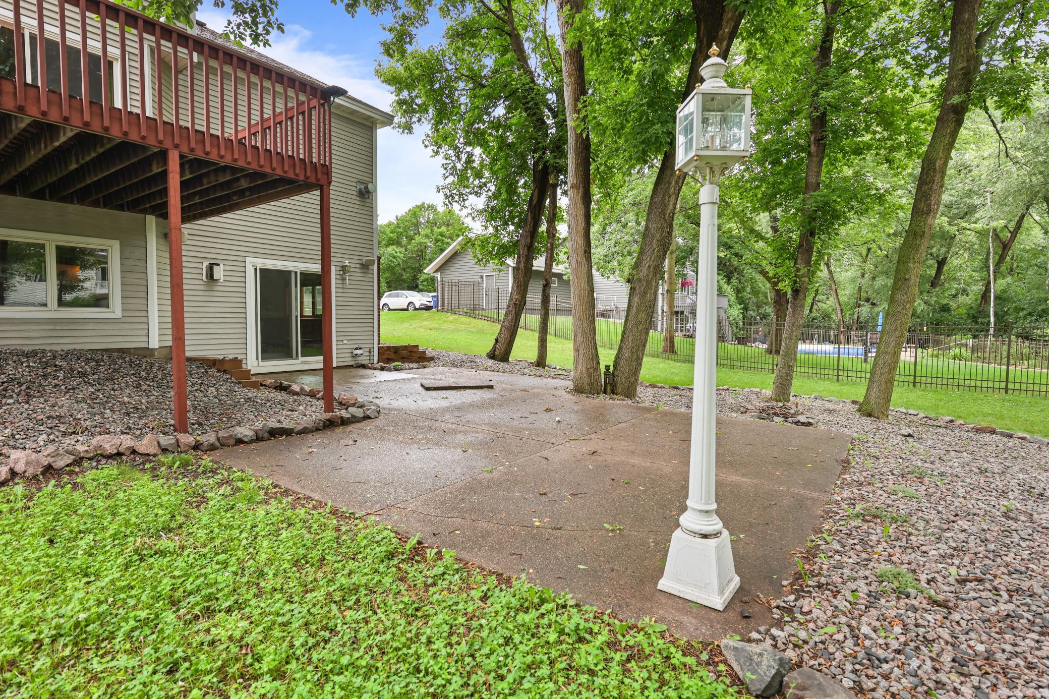 main property photo 9