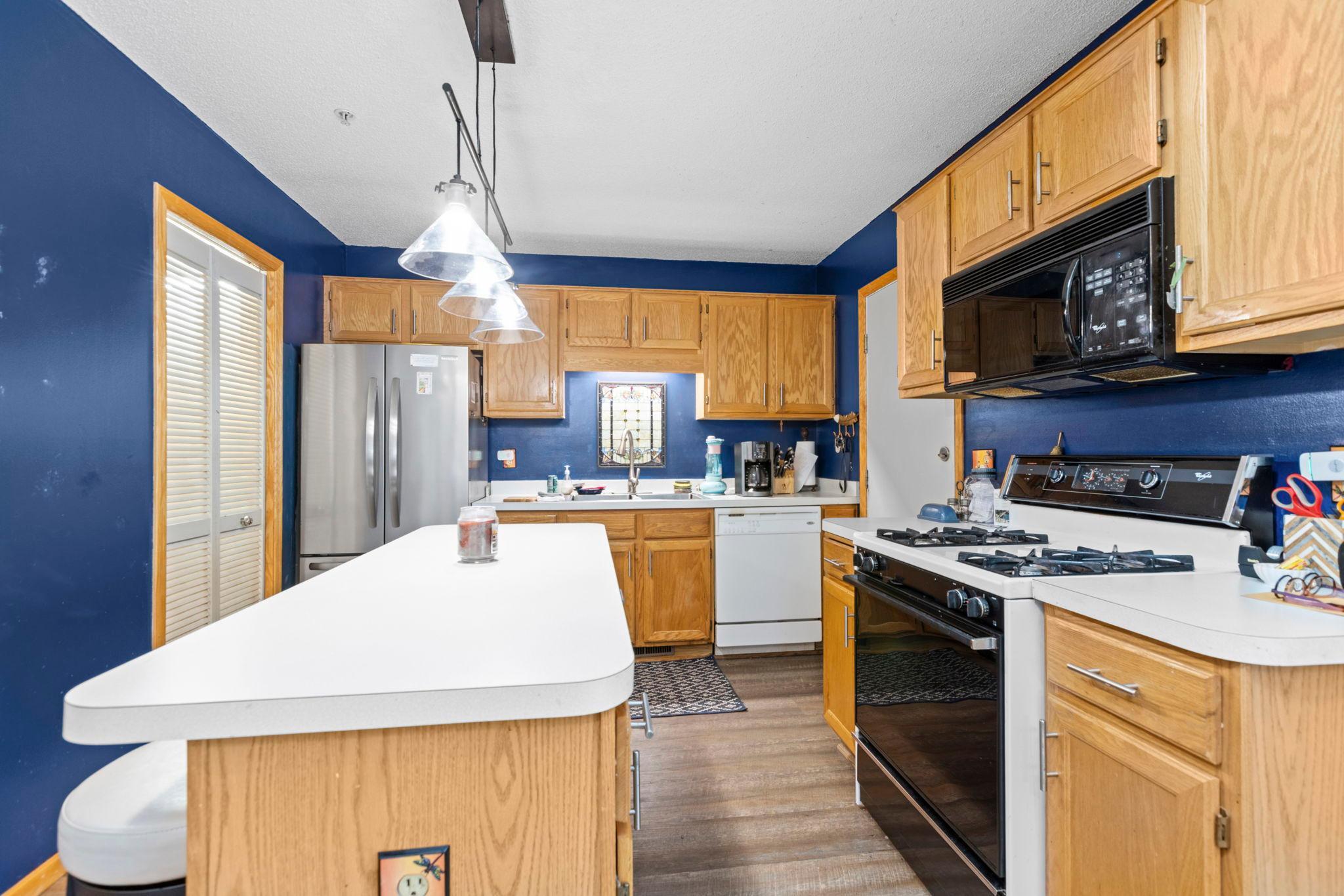 main property photo 7